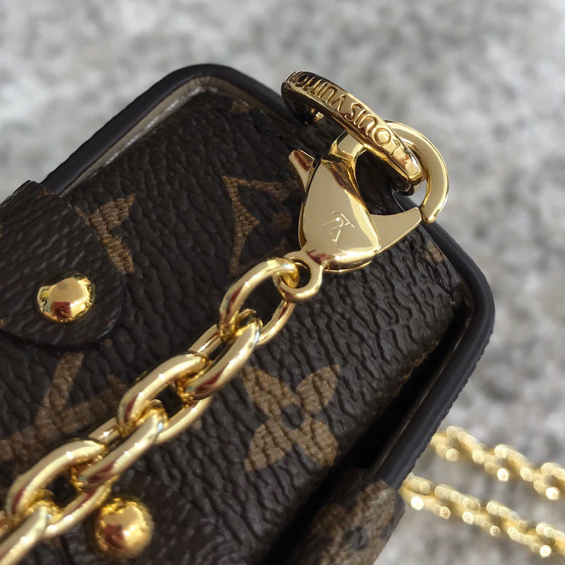 LOV2 Bags - Luxurious Bags  1815