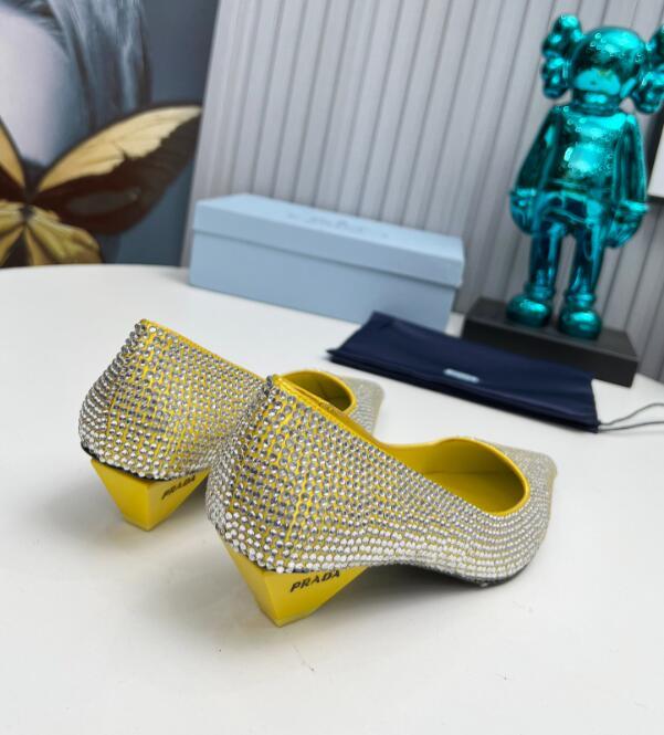 GlamyWomen Shoes - 128