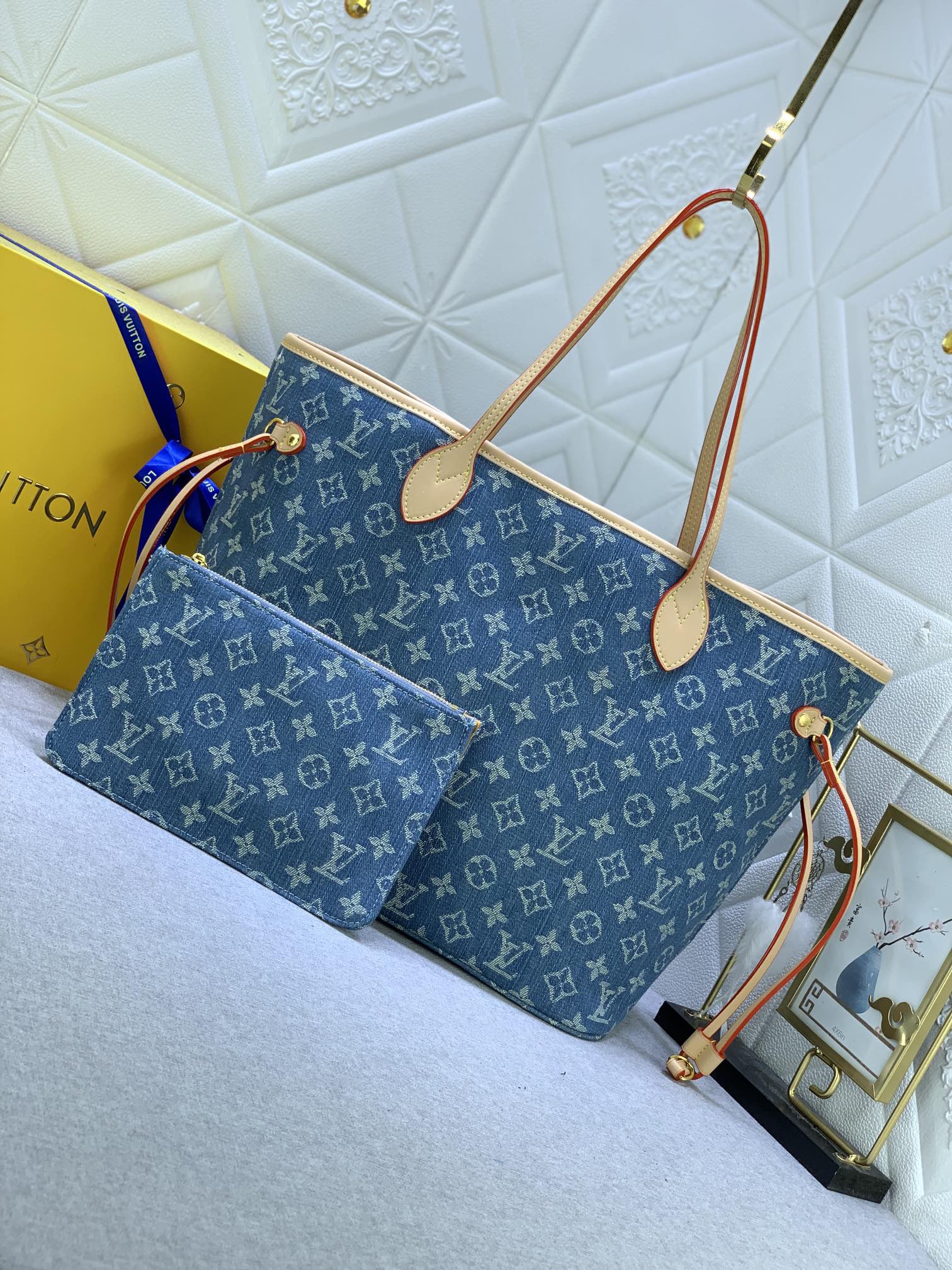 EN - Luxury Bags LUV 877