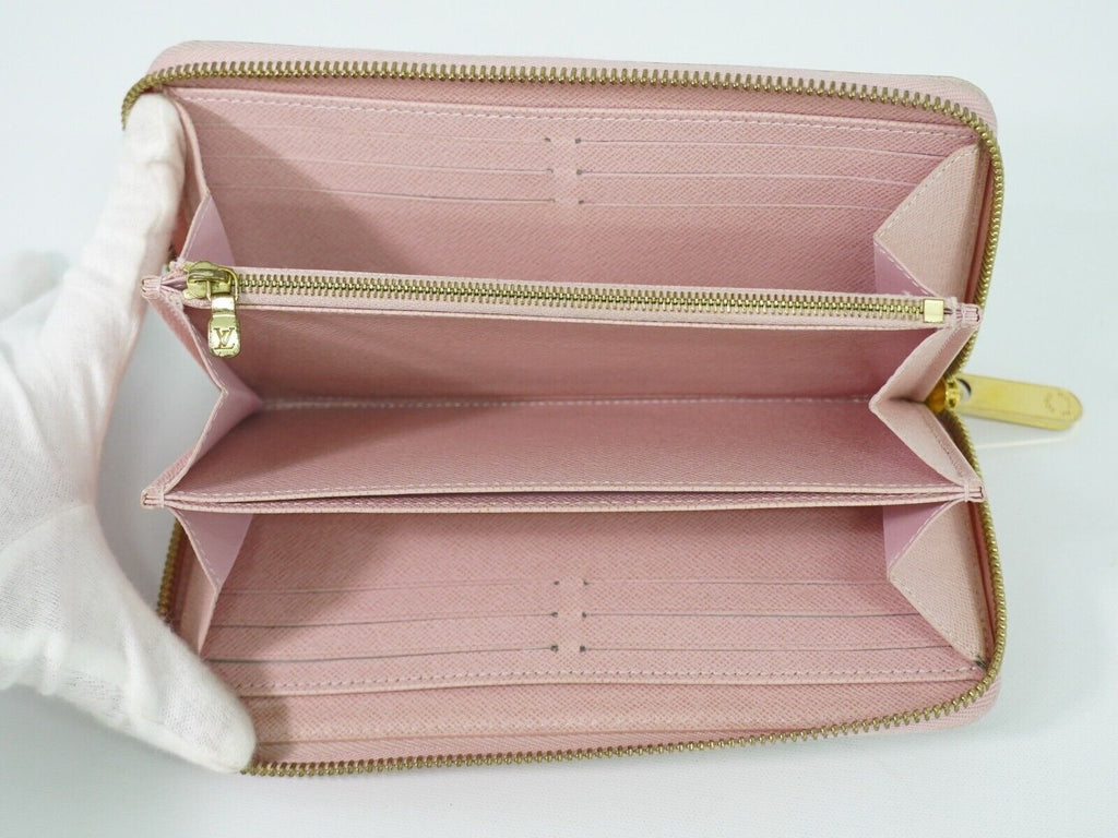 Louis Vuitton Portefeuille Zippy  Canvas Wallet