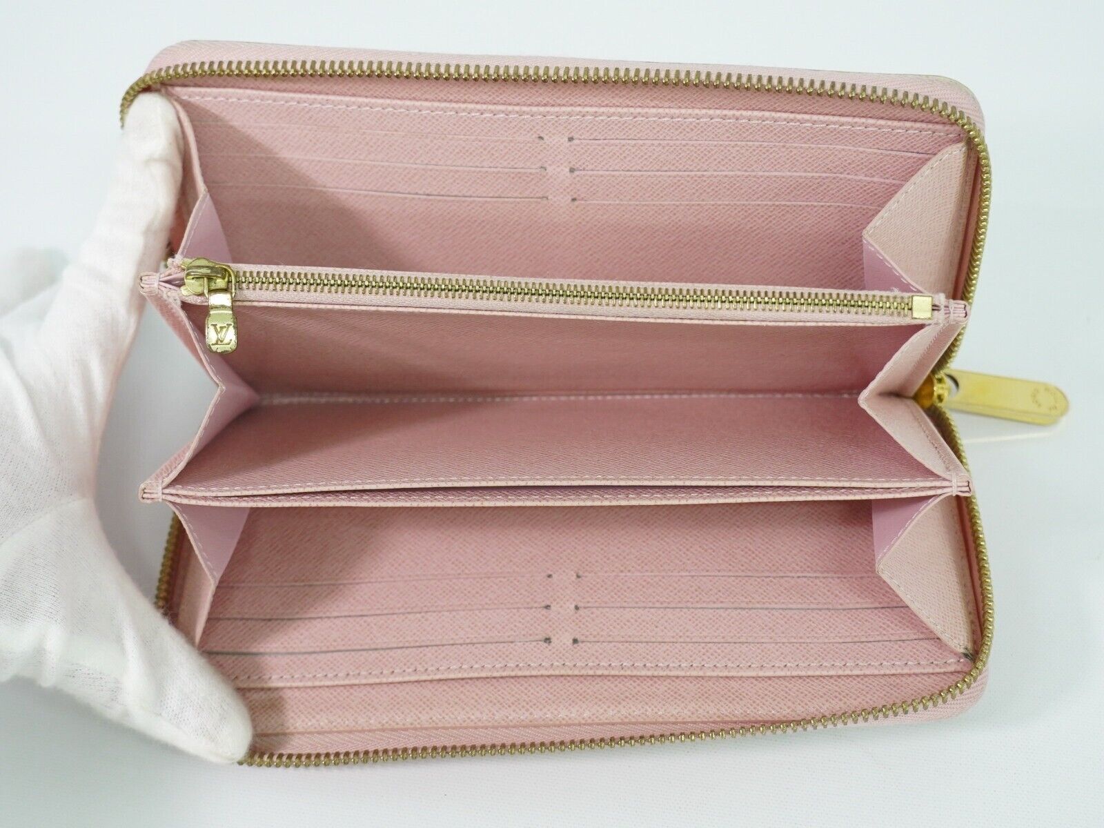Louis Vuitton Portefeuille Zippy  Canvas Wallet
