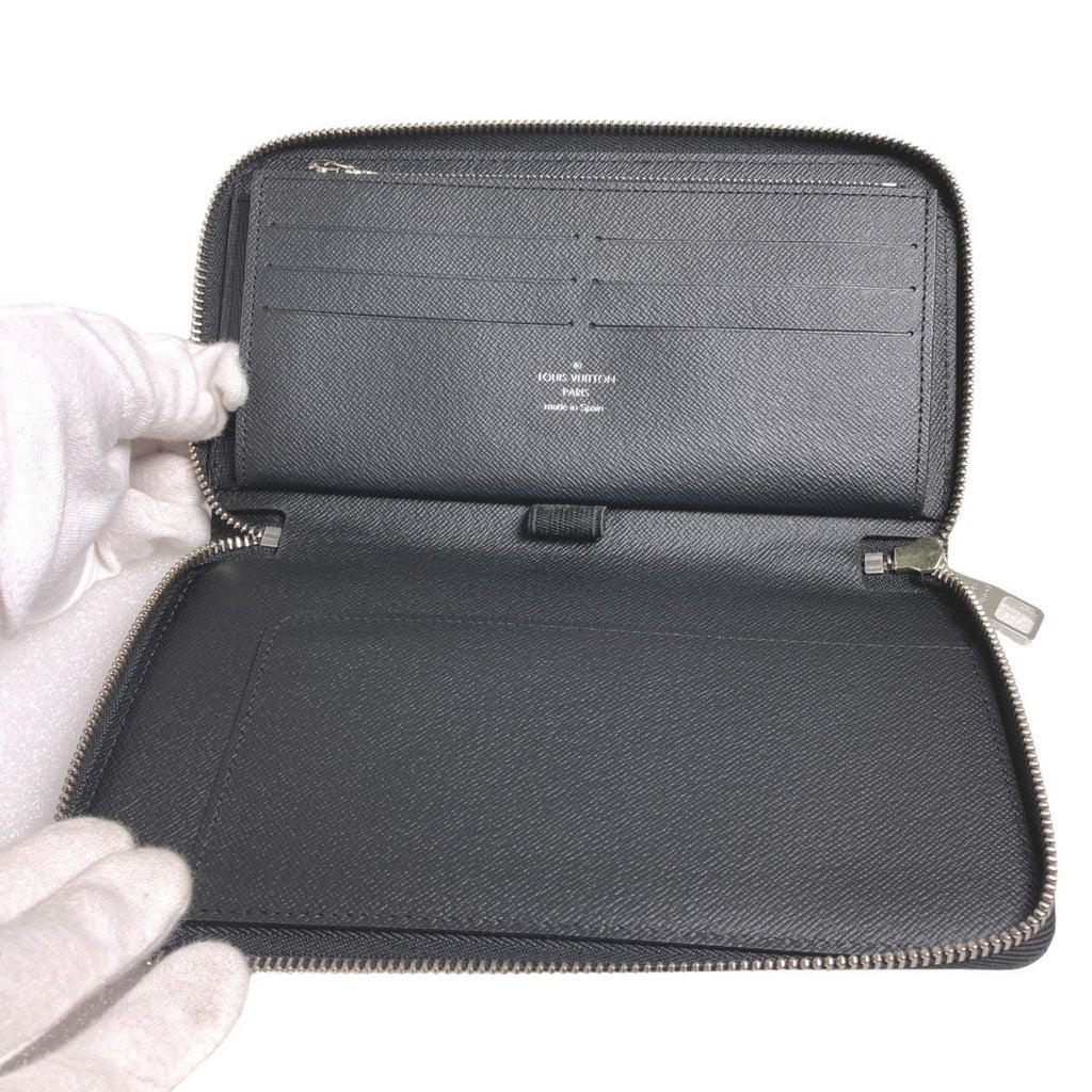 Louis Vuitton Zippy Organizer  Leather Wallet  ()