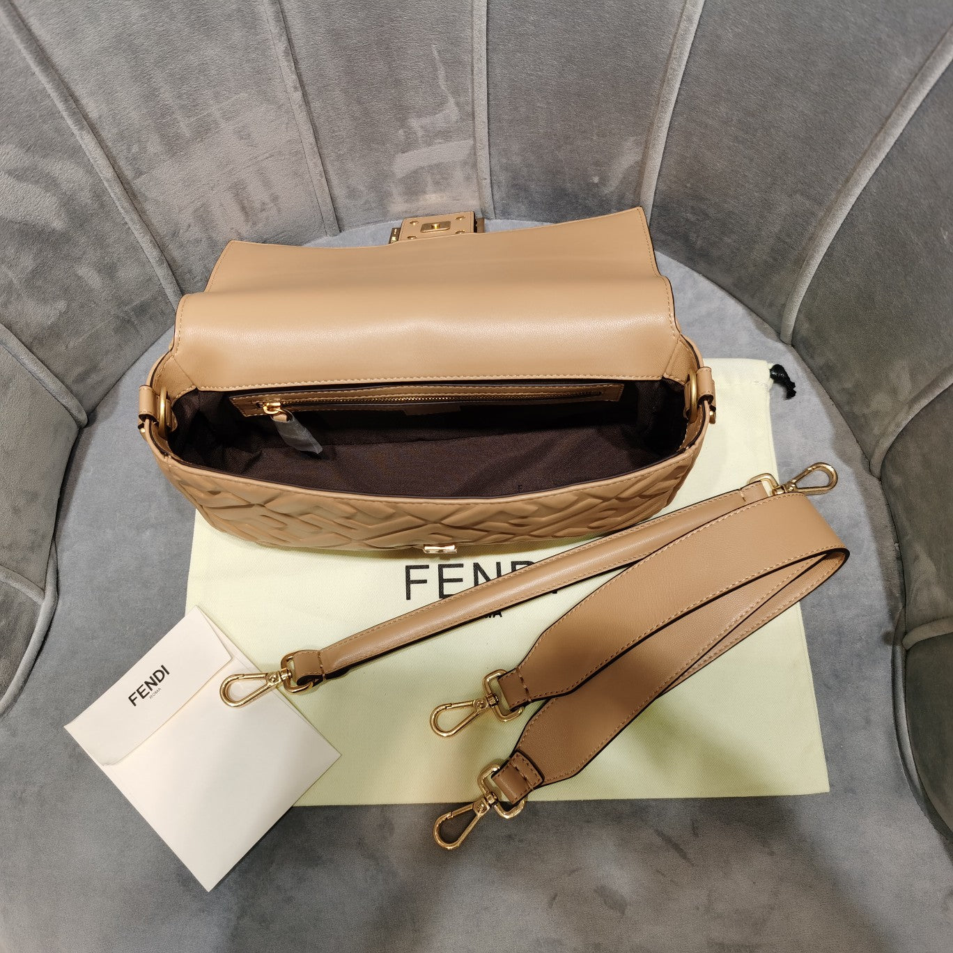 ELE -  Bag - FED - 214