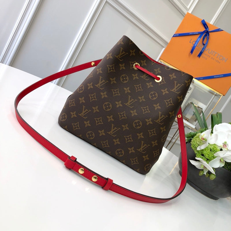 LOV2 Bags - Luxurious Bags  2692