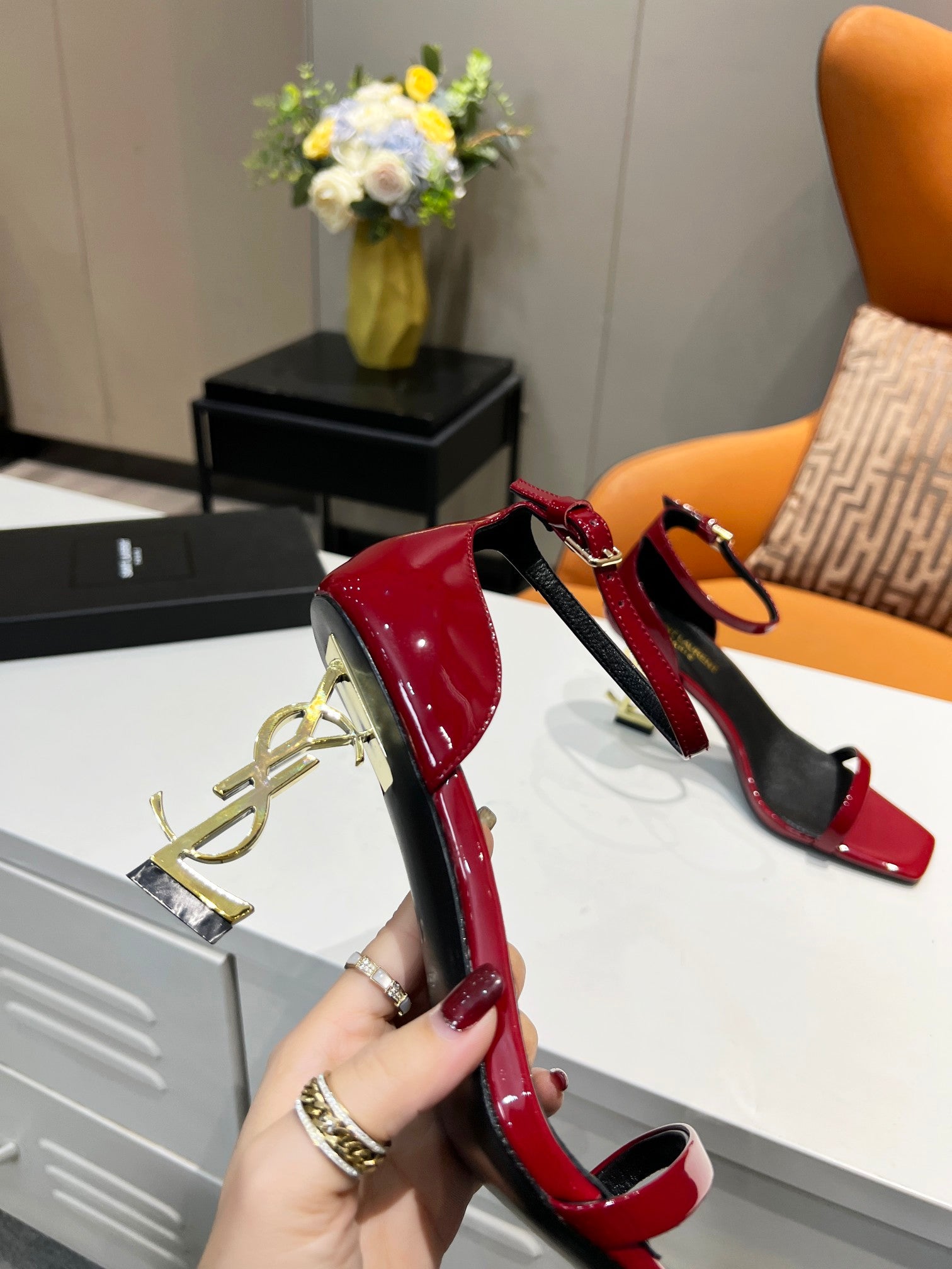 Luxury Shoes Sandals - SL - 543