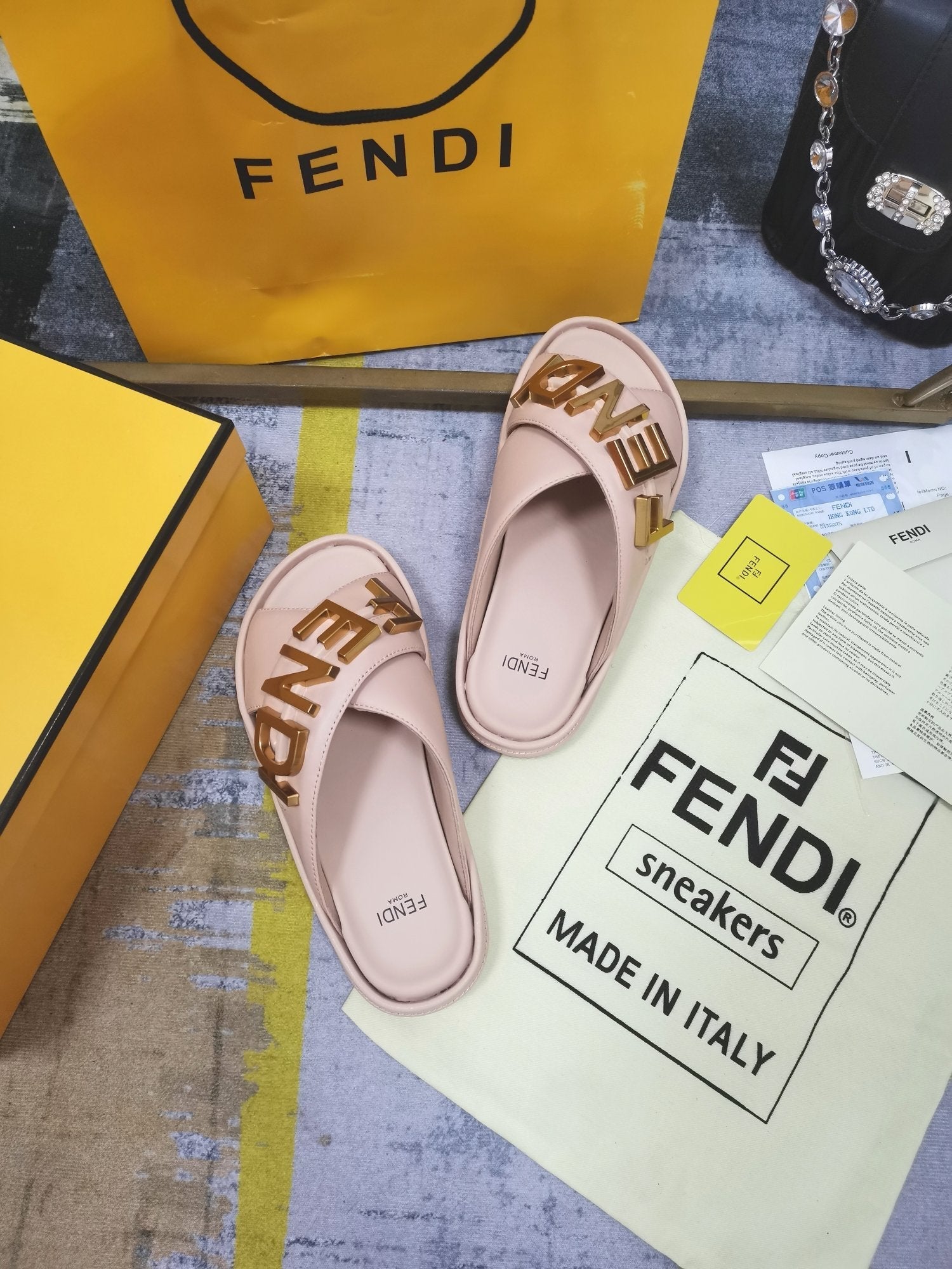 Luxury Shoes - FED - 672