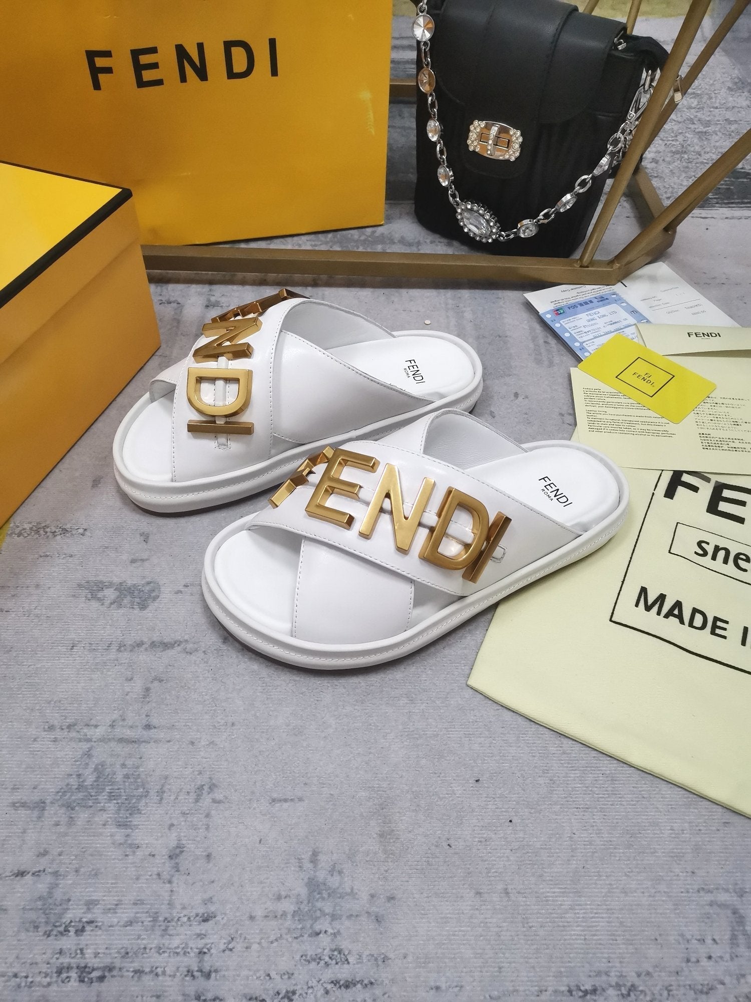 Luxury Shoes - FED - 674