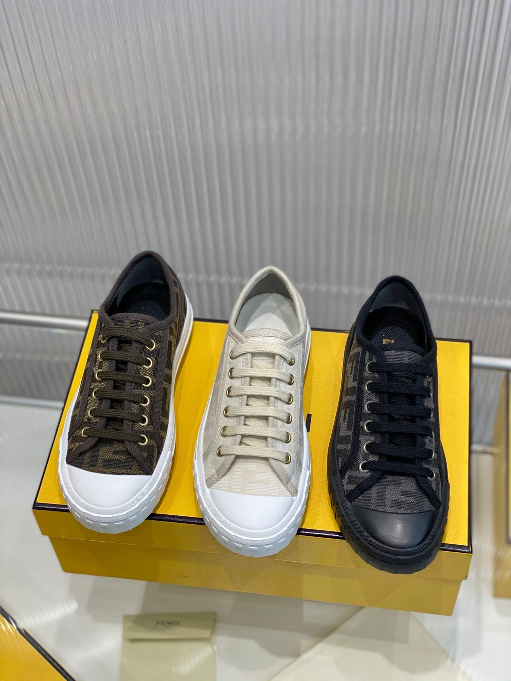 Luxury Shoes - FED - 507
