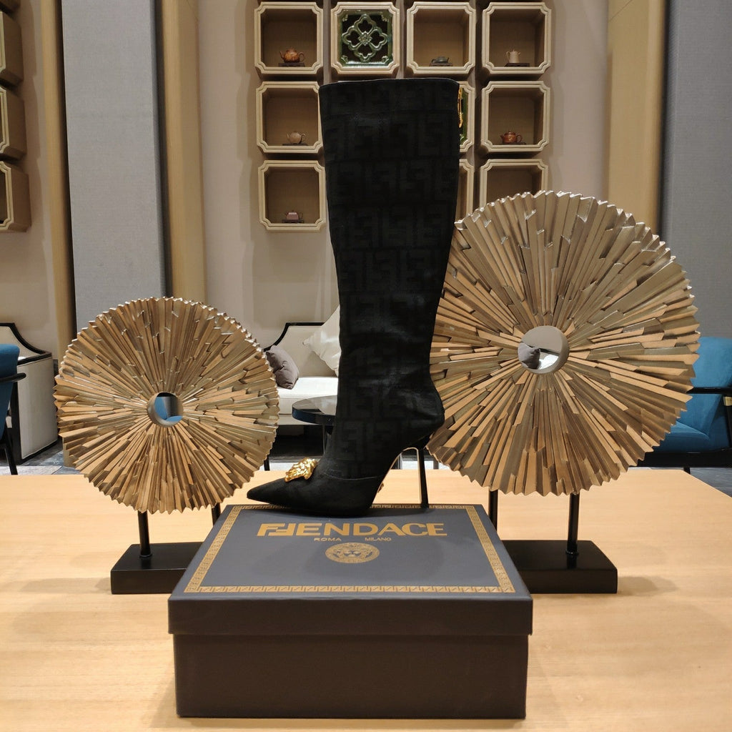 Luxury Shoes - FED - 450