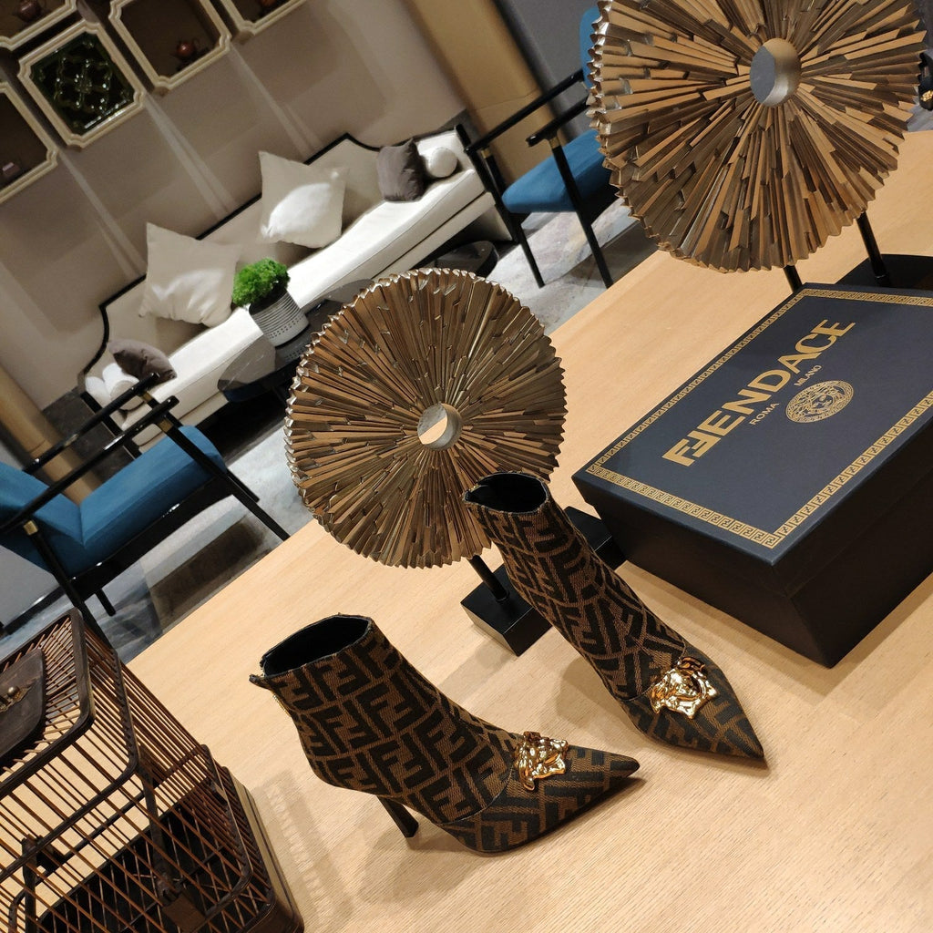 Luxury Shoes - FED - 447