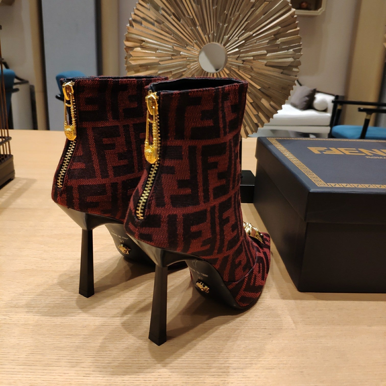 Luxury Shoes - FED - 446