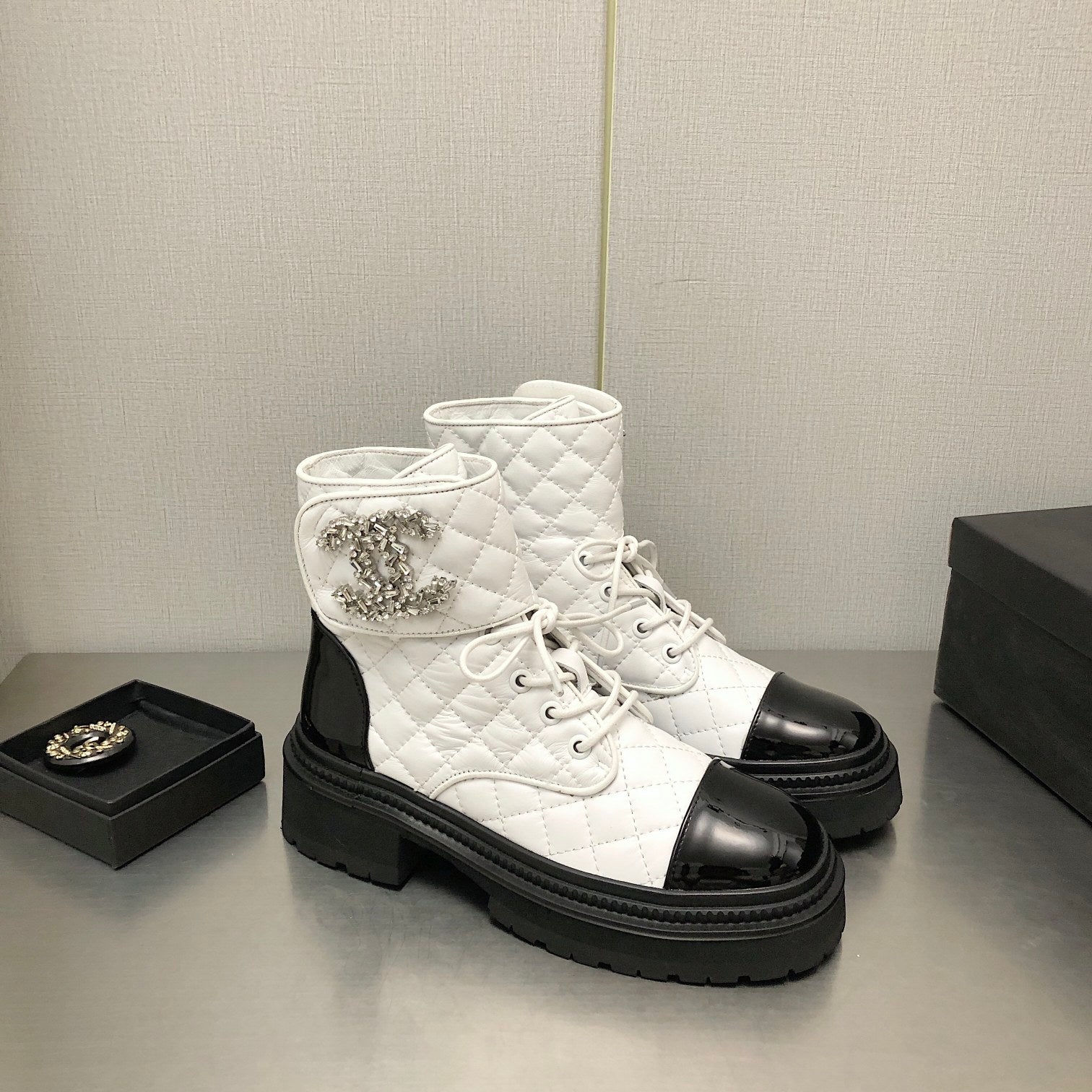 Luxury Shoes Sandals - CHL - 1428