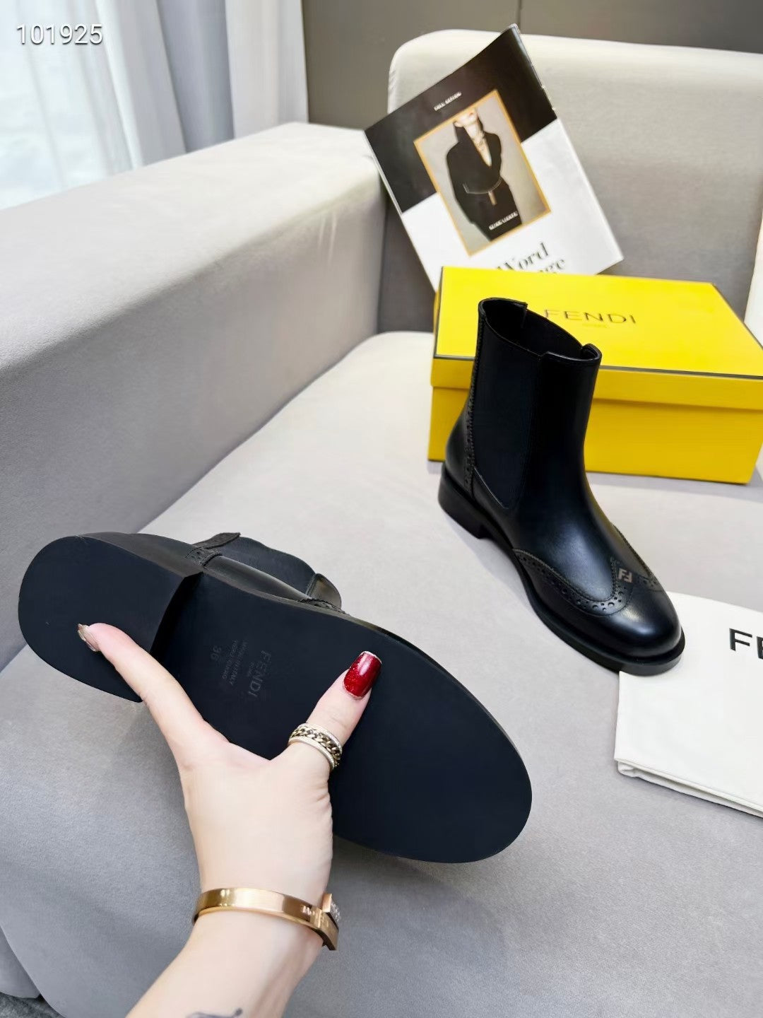 Luxury Shoes - FED - 314