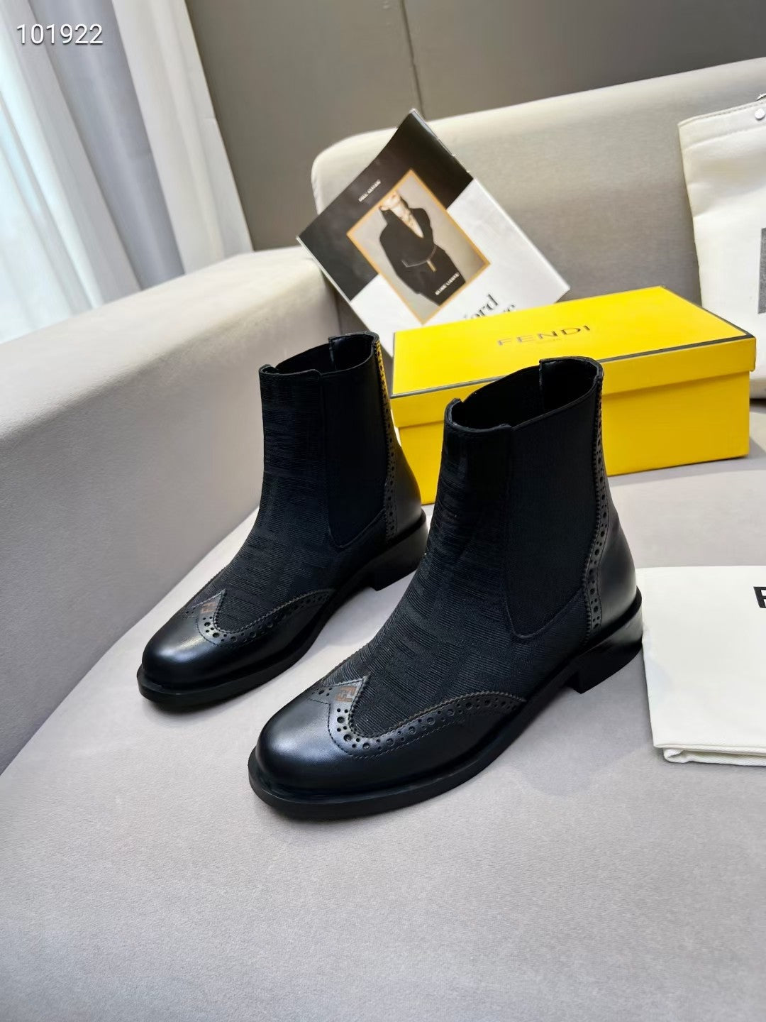 Luxury Shoes - FED - 316