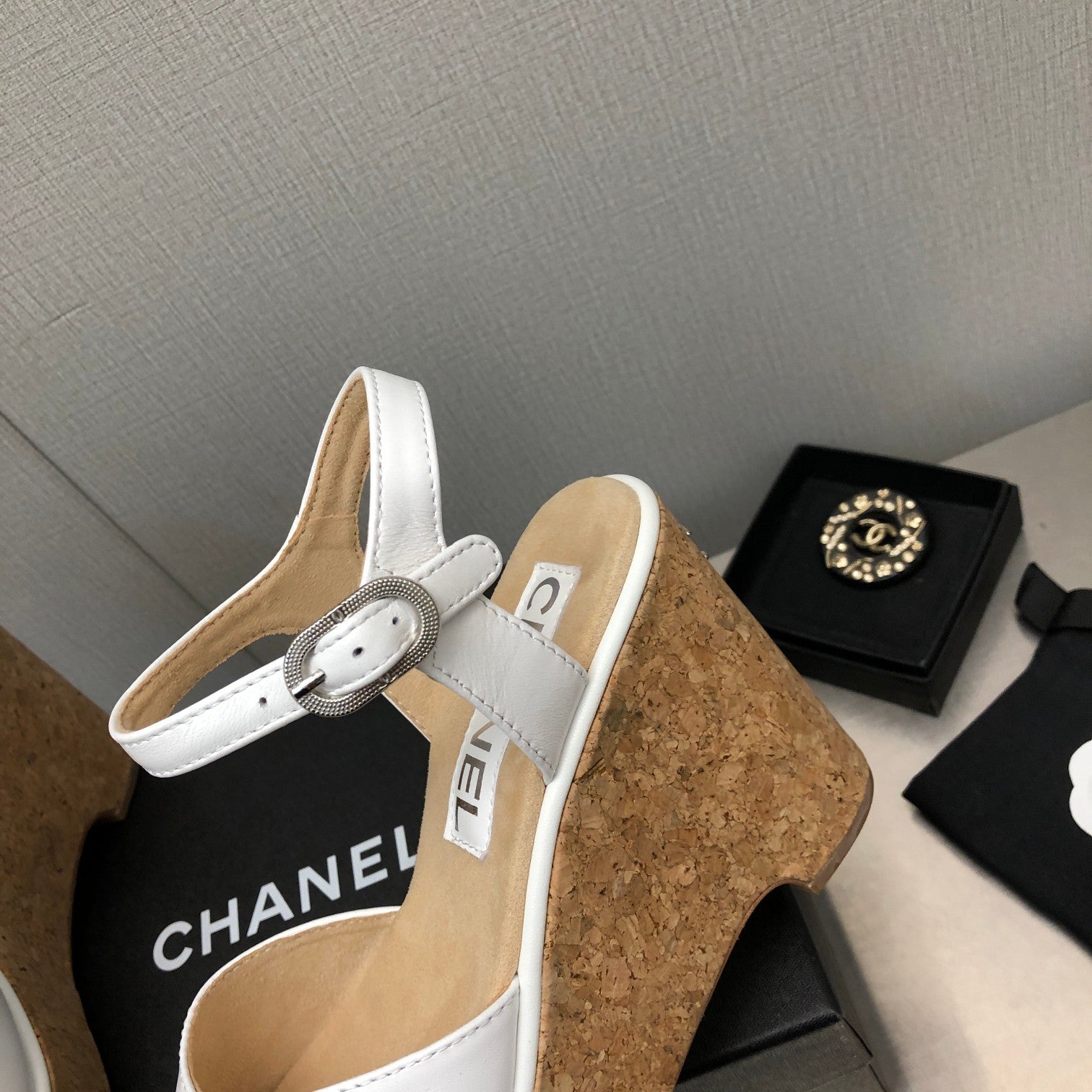 Luxury Shoes Sandals - CHL - 1030