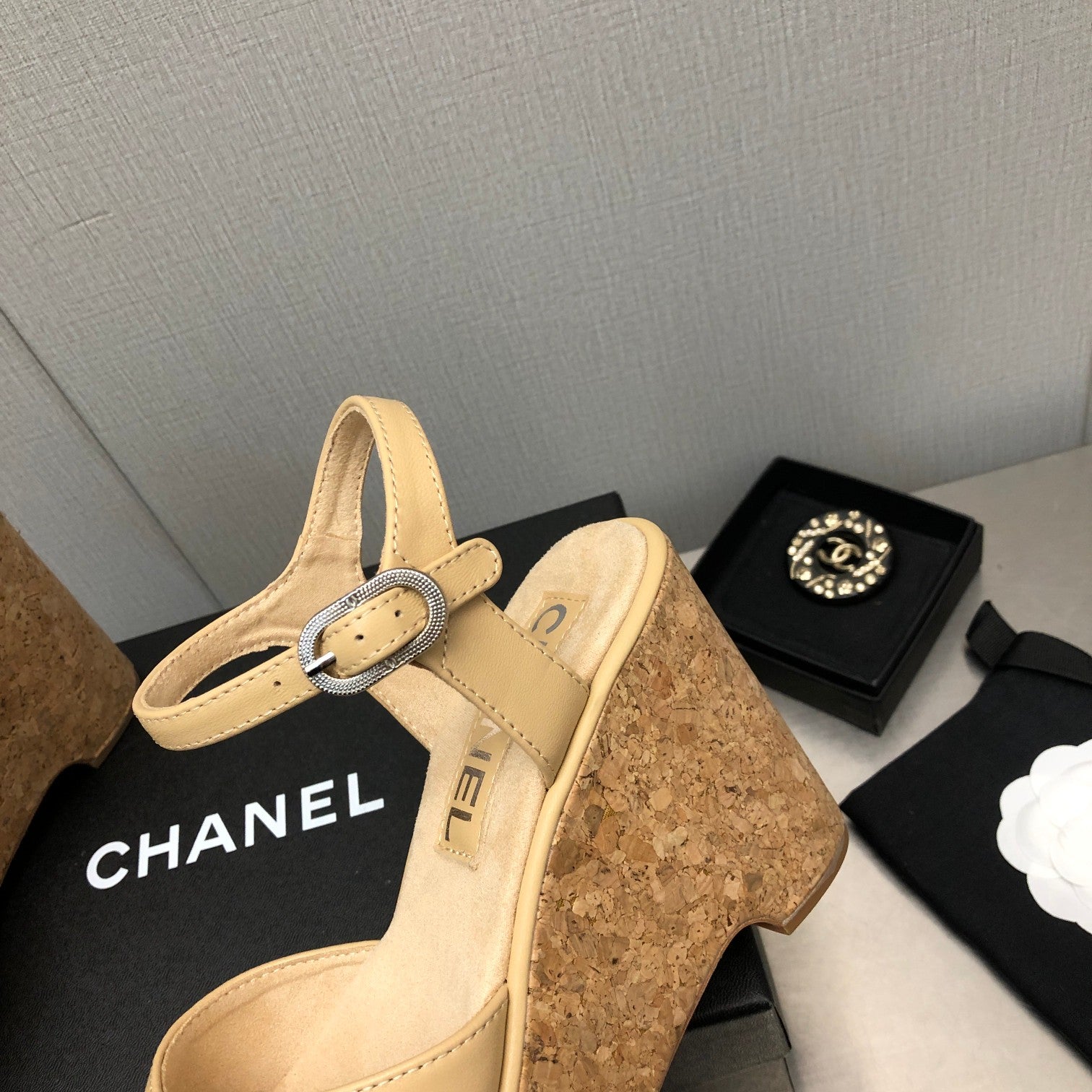 Luxury Shoes Sandals - CHL - 1029