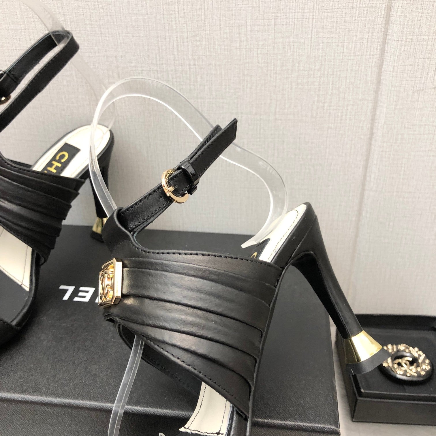 Luxury Shoes Sandals - CHL - 961
