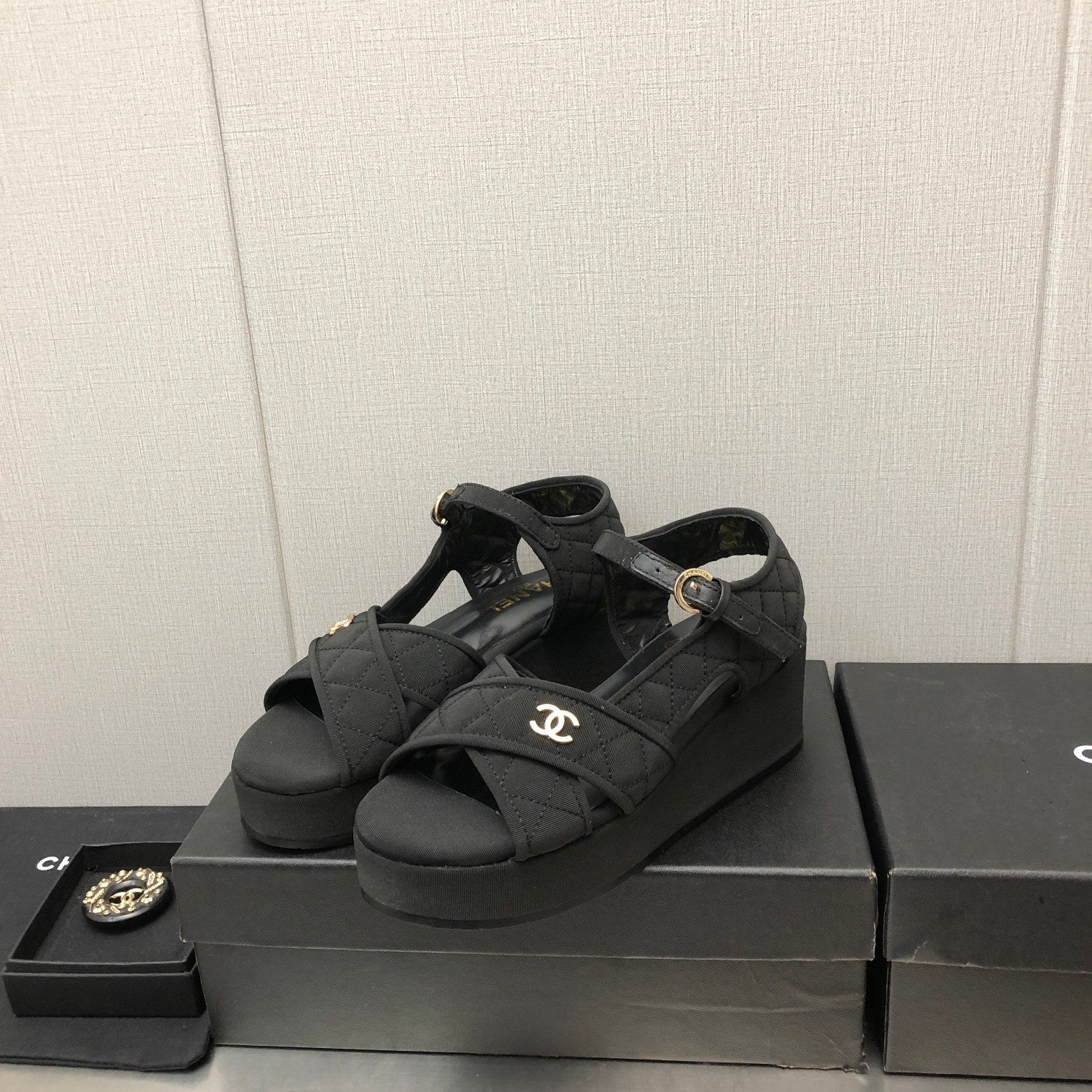 Luxury Shoes Sandals - CHL - 929