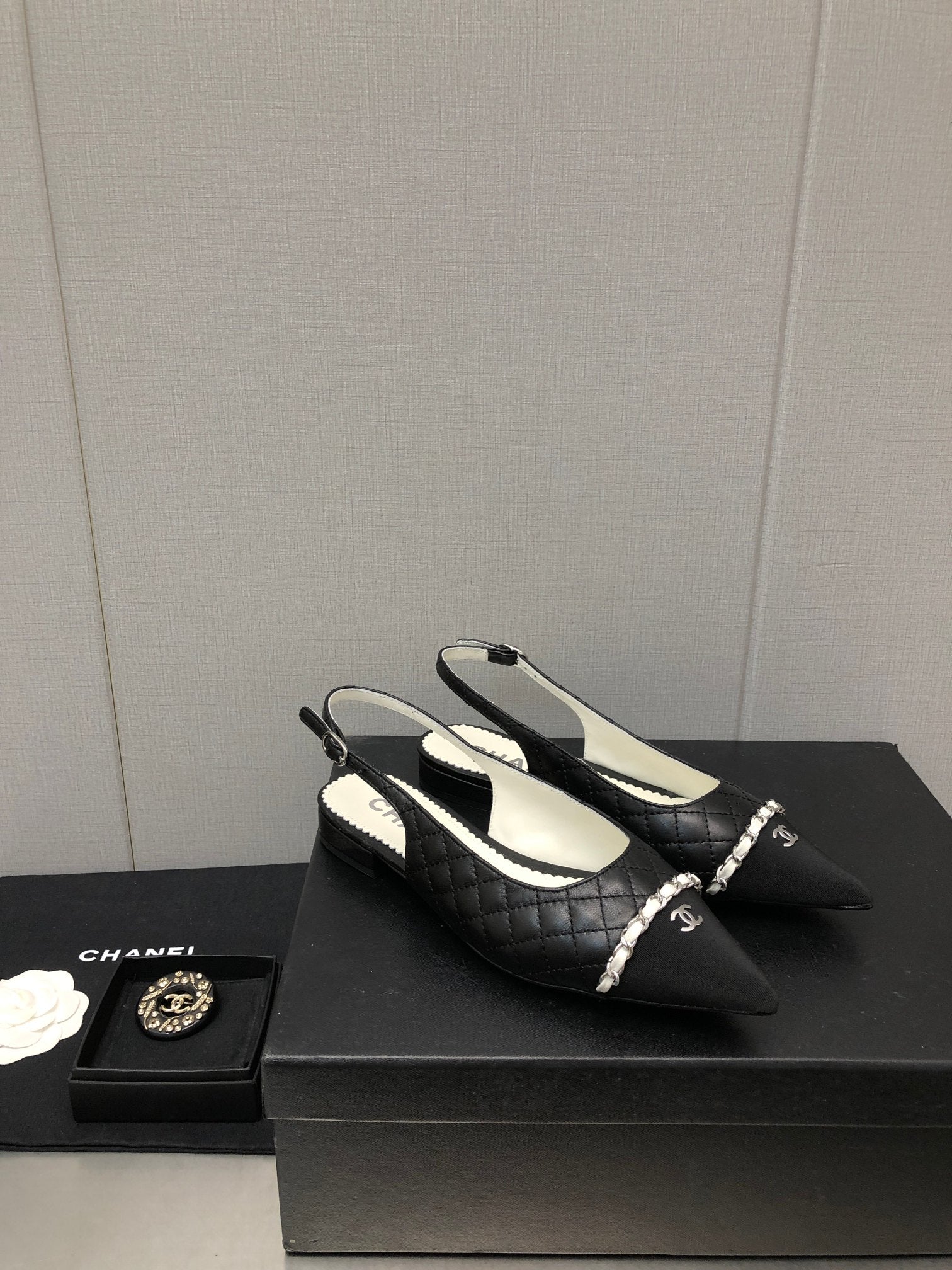 Luxury Shoes Sandals - CHL - 877