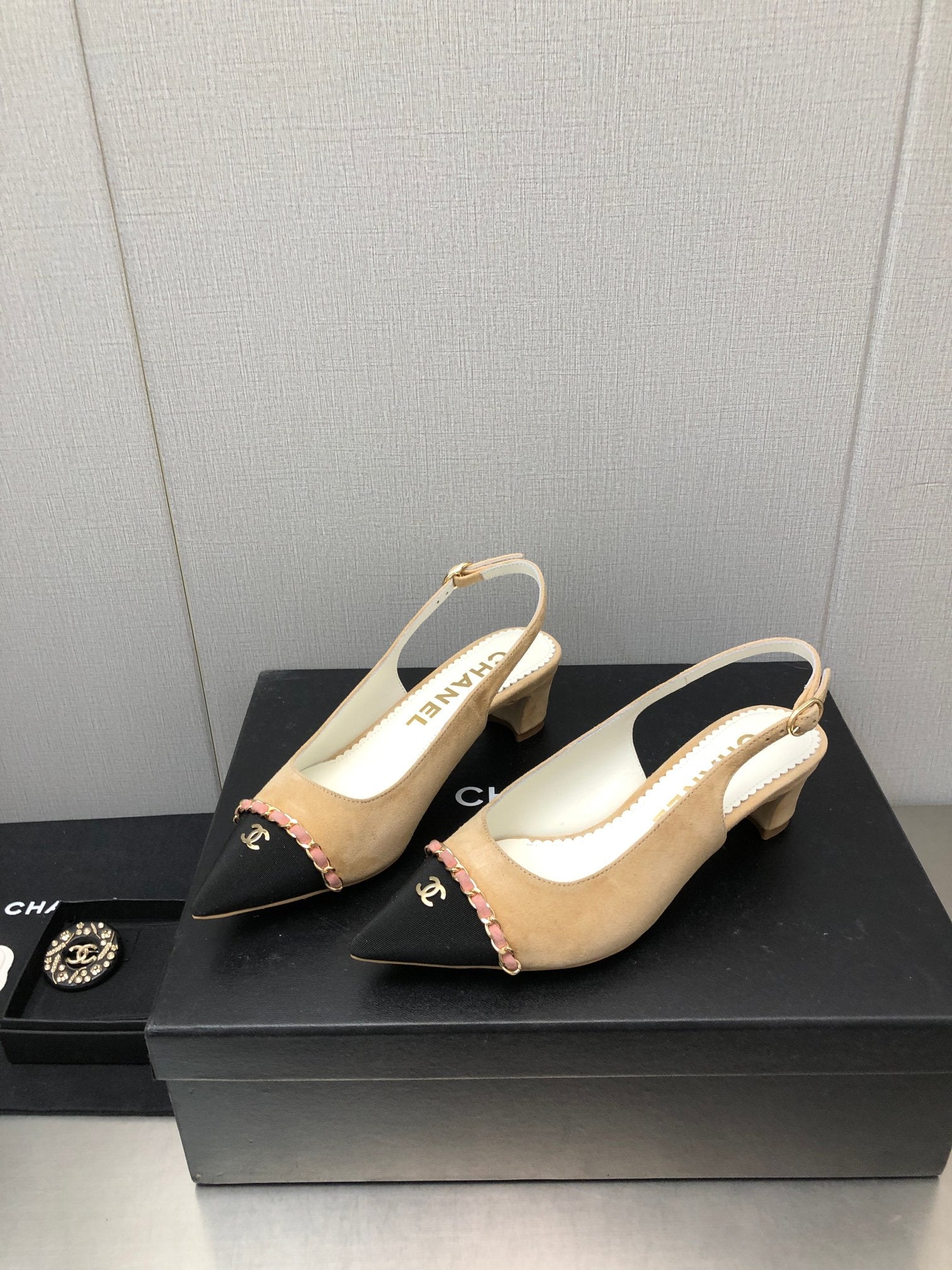 Luxury Shoes Sandals - CHL - 881