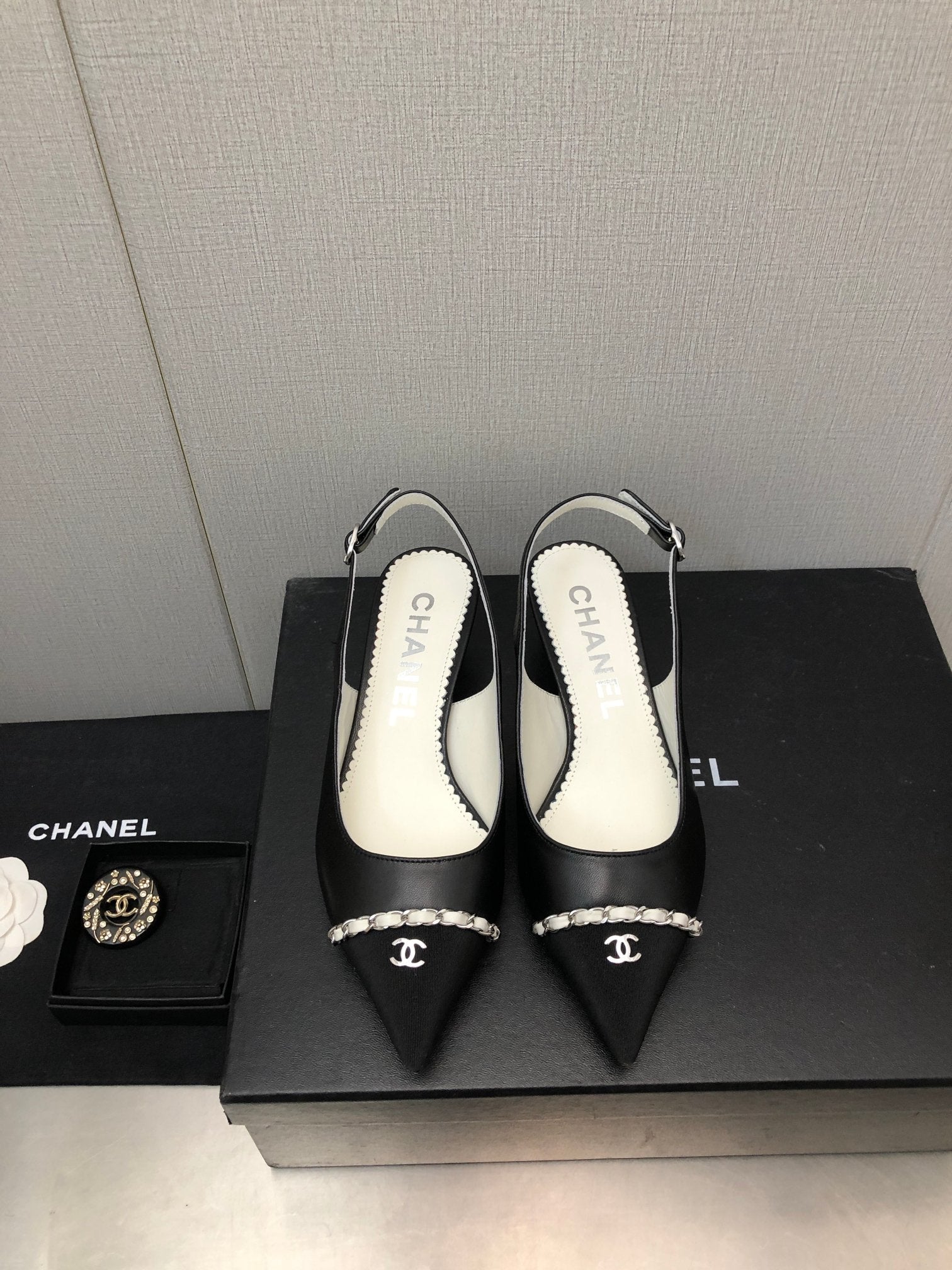 Luxury Shoes Sandals - CHL - 882