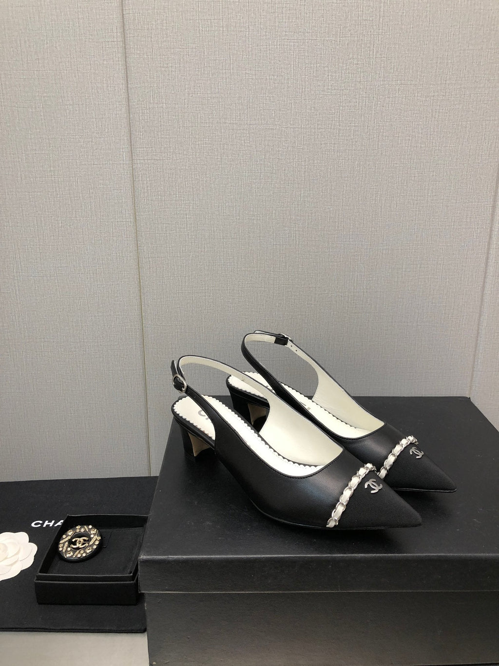 Luxury Shoes Sandals - CHL - 882
