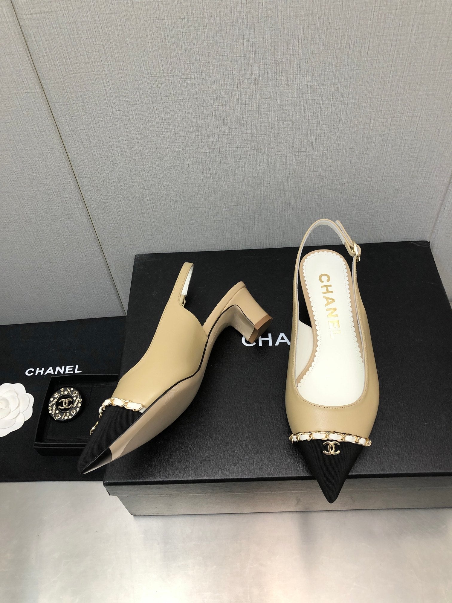 Luxury Shoes Sandals - CHL - 883