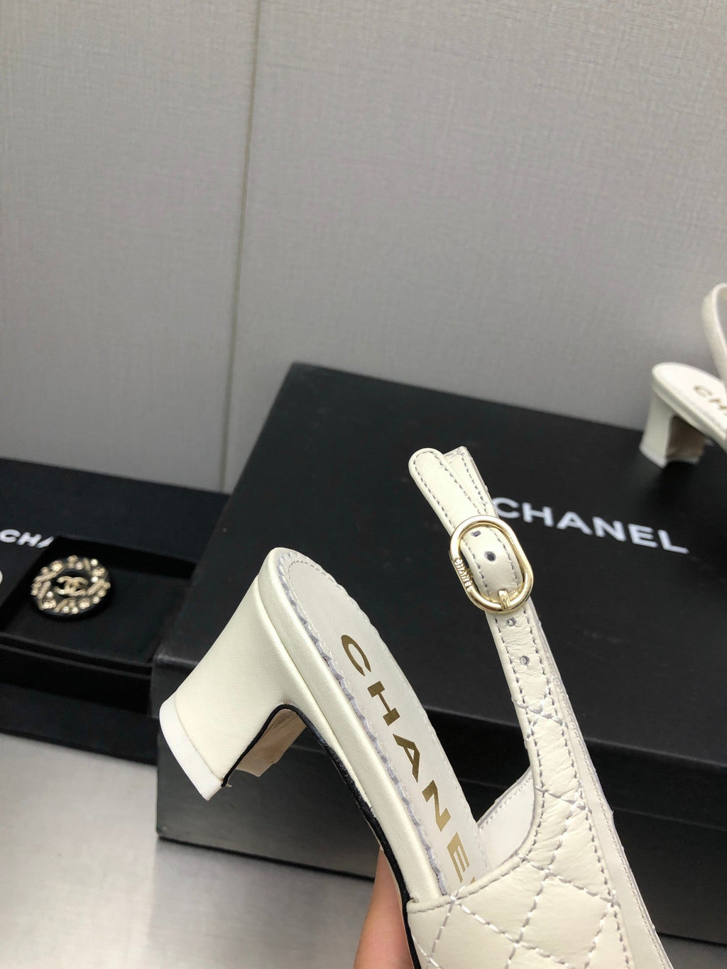 Luxury Shoes Sandals - CHL - 884