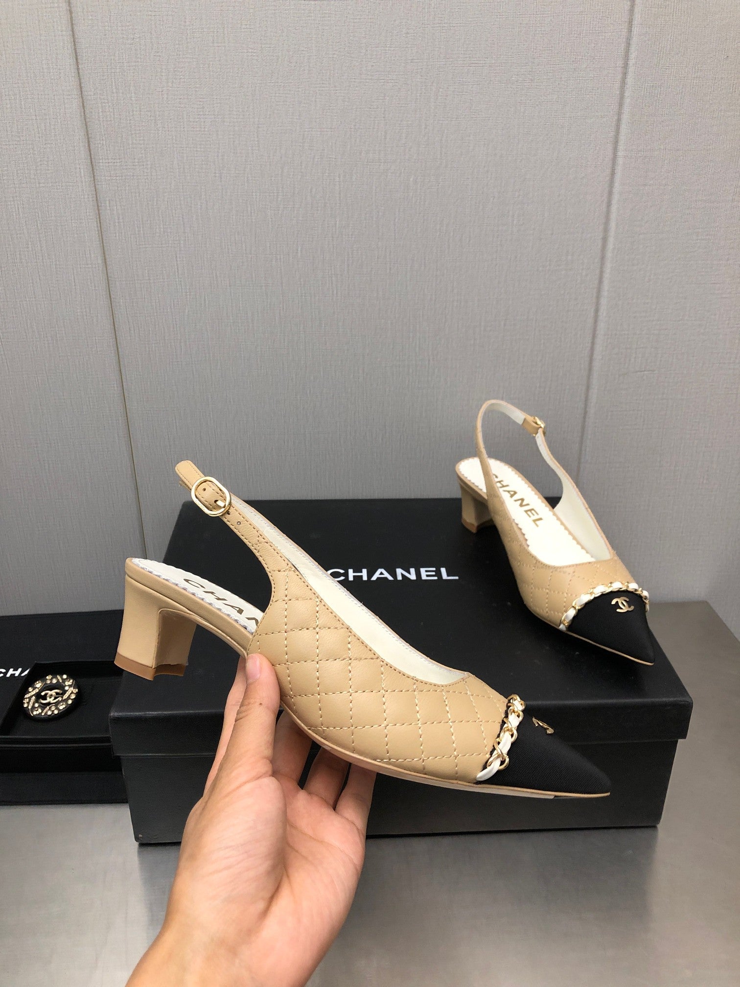 Luxury Shoes Sandals - CHL - 885