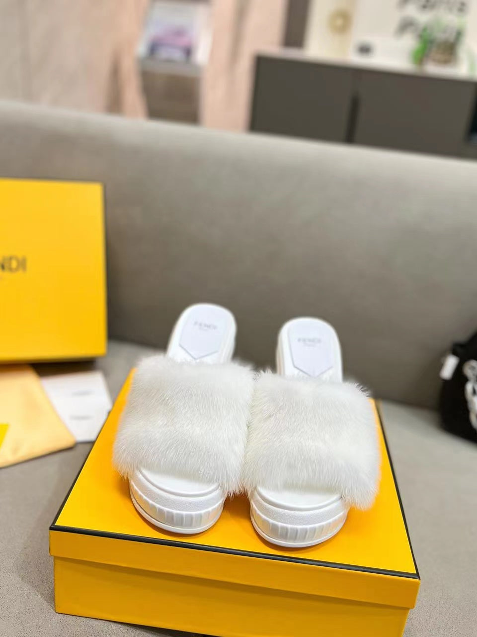 Luxury Shoes - FED - 185