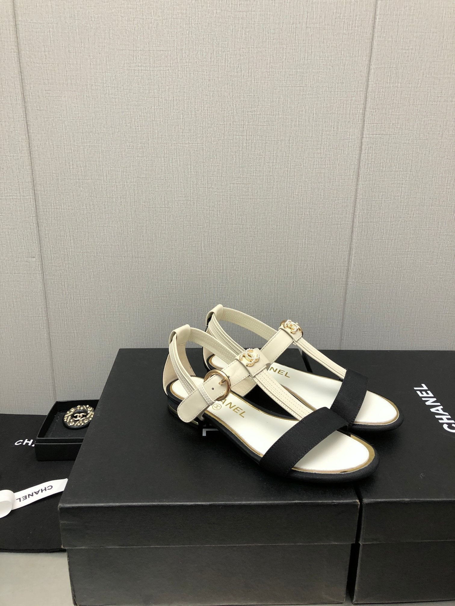 Luxury Shoes Sandals - CHL - 764