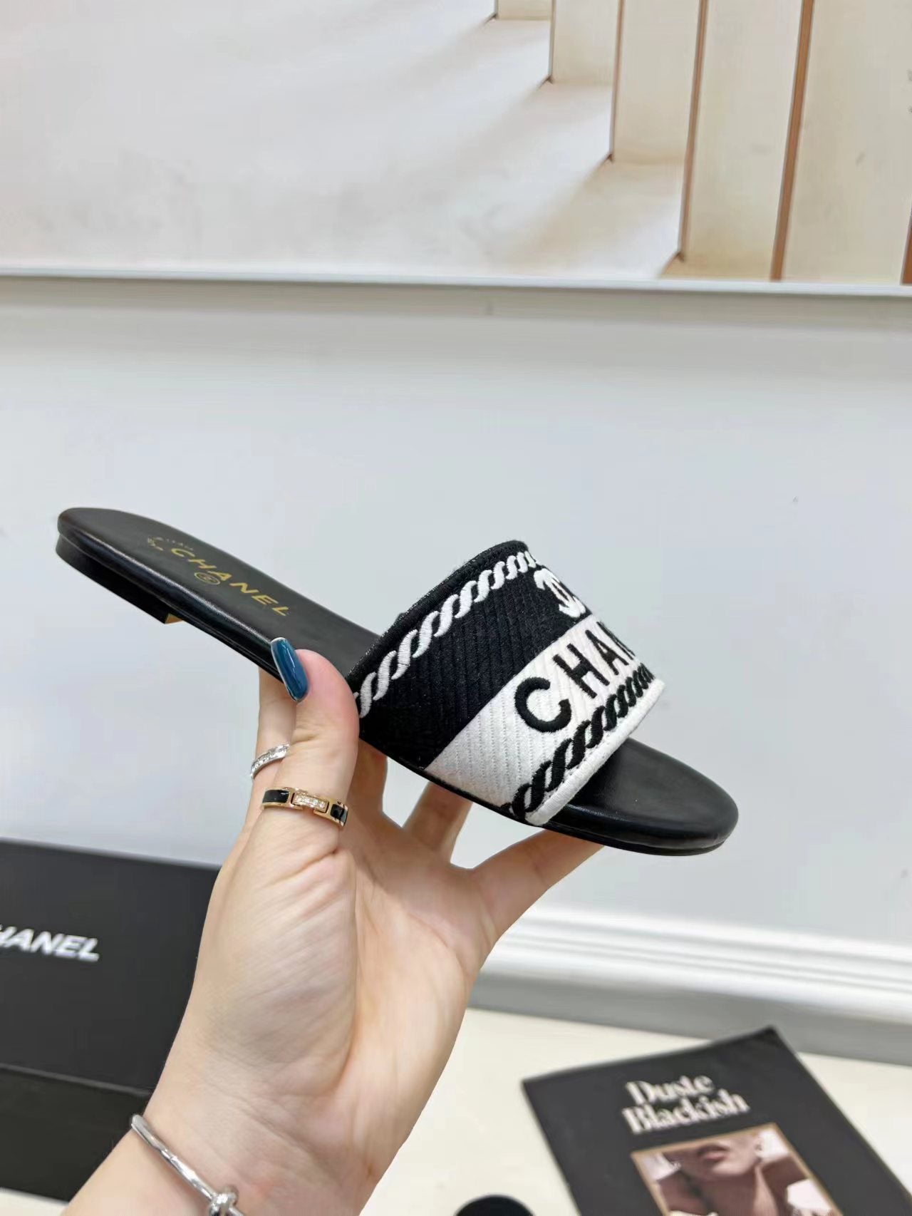 Luxury Shoes Sandals - CHL - 673