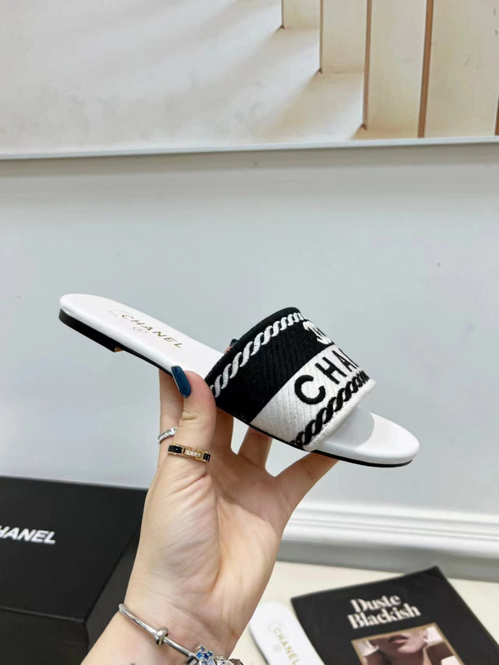 Luxury Shoes Sandals - CHL - 675