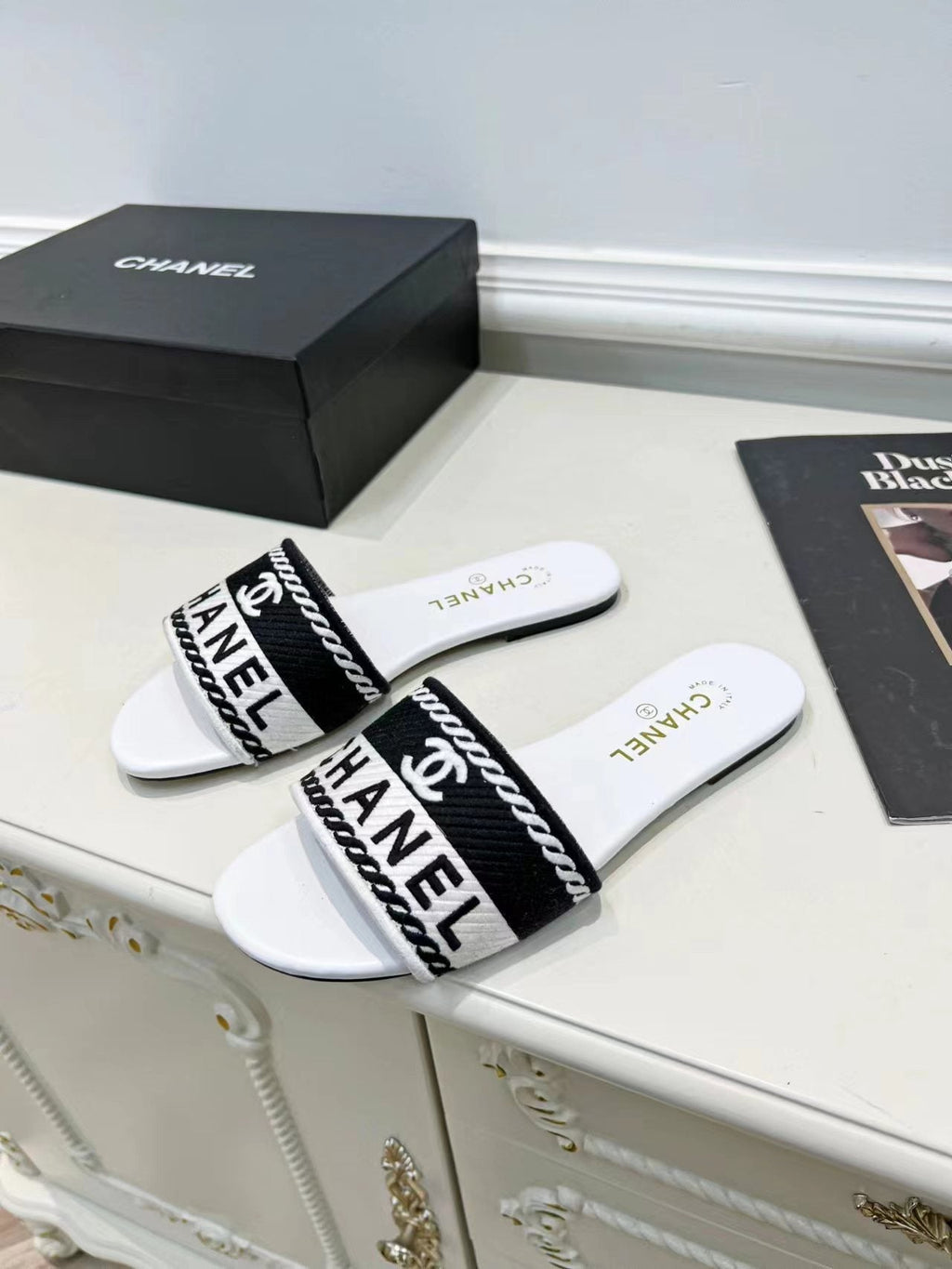 Luxury Shoes Sandals - CHL - 675