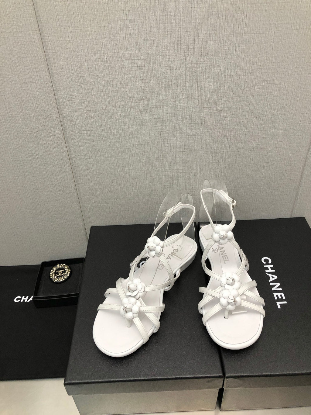Luxury Shoes Sandals - CHL - 633