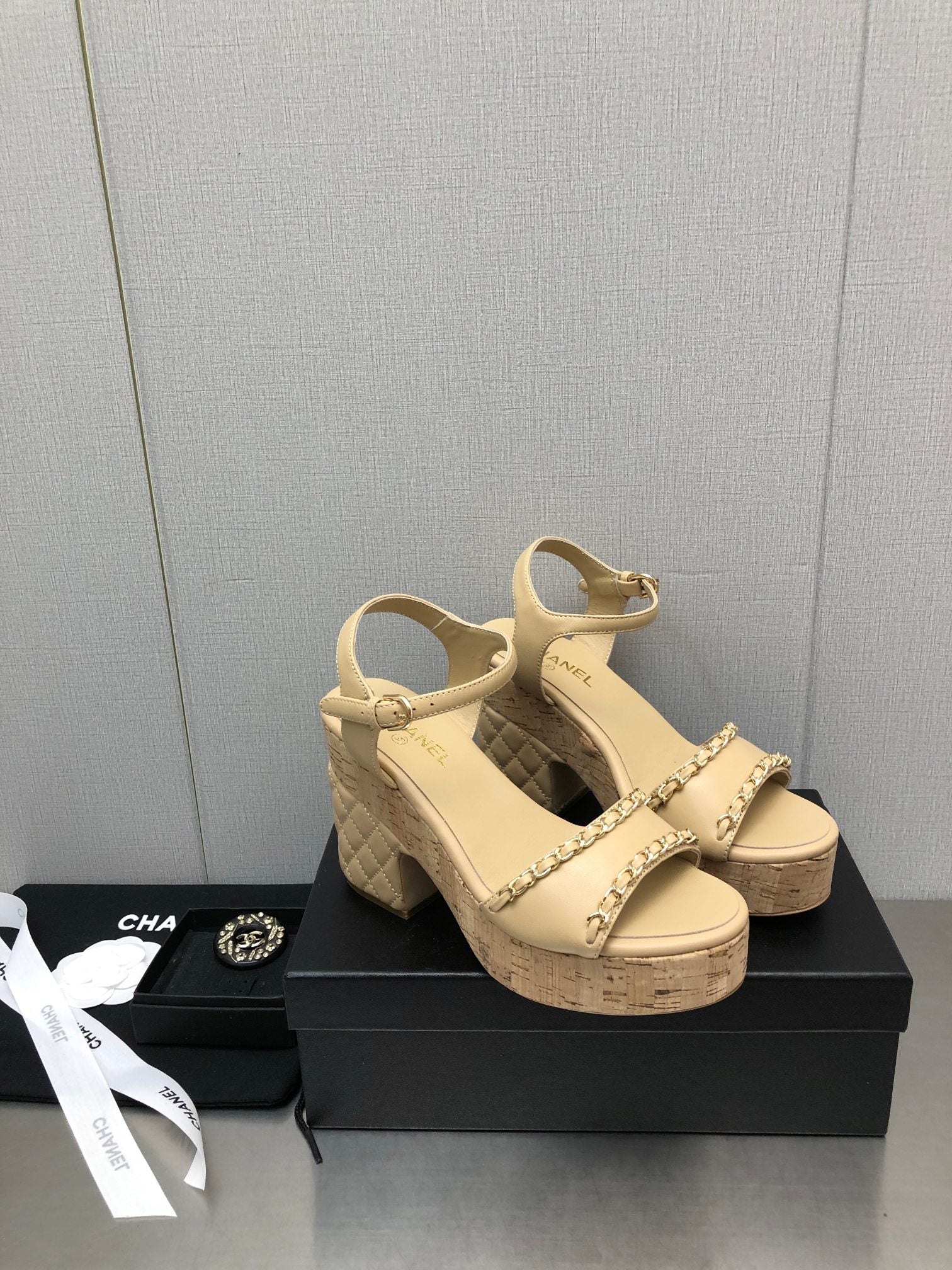 Luxury Shoes Sandals - CHL - 547