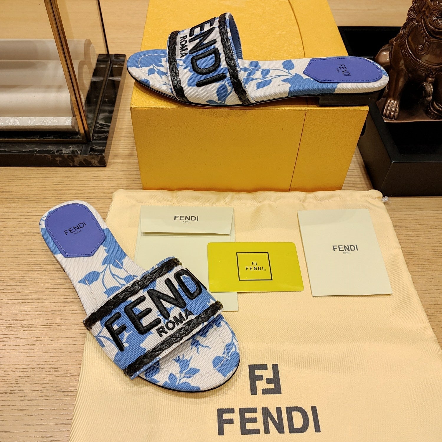 Luxury Shoes - FED - 032