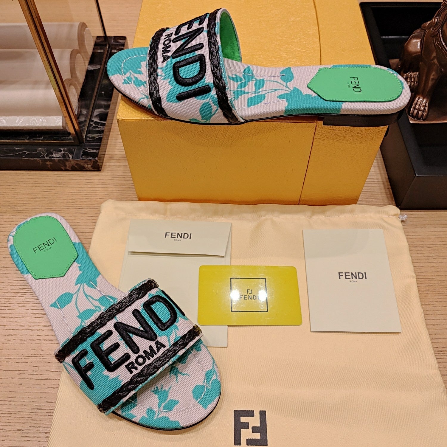 Luxury Shoes - FED - 033