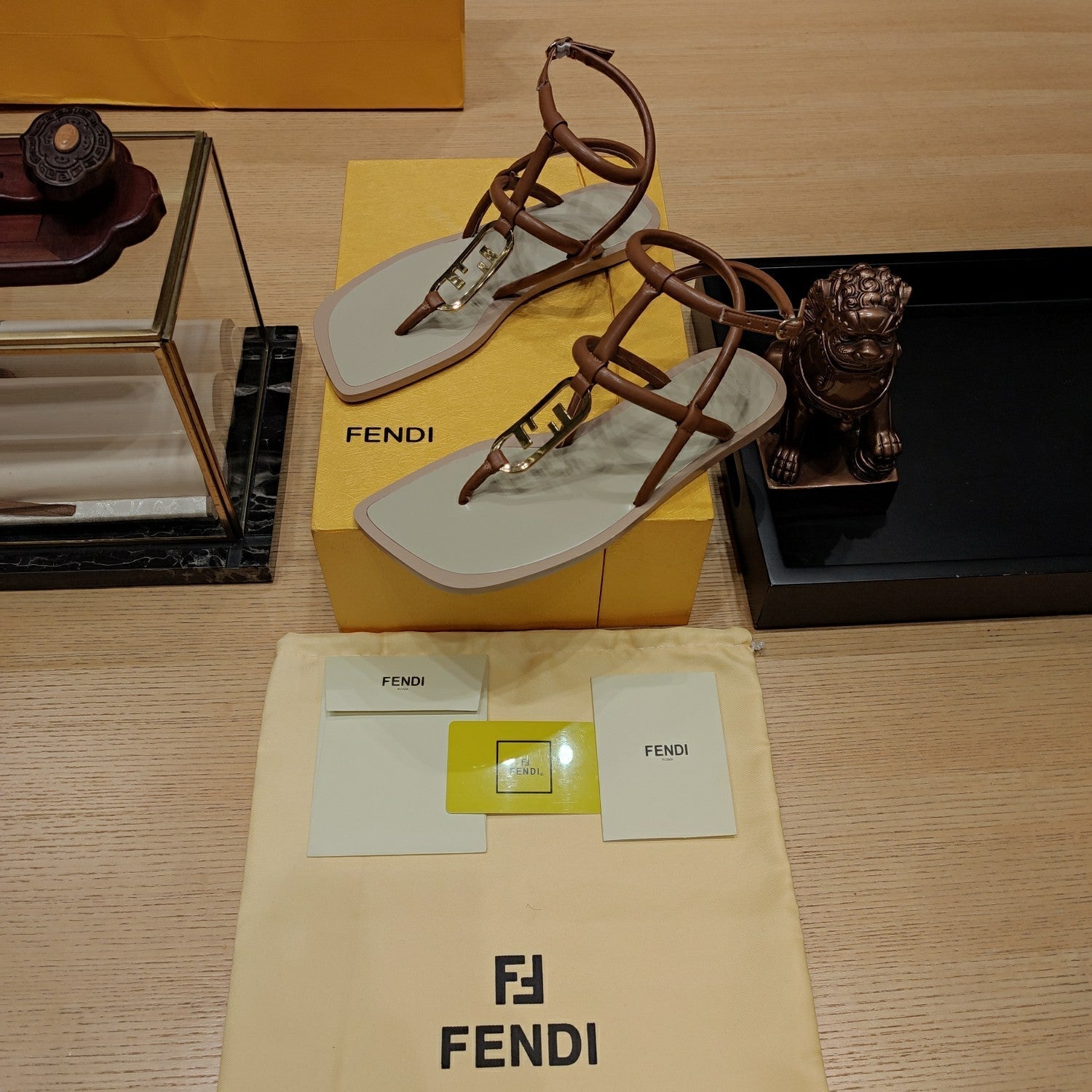 Luxury Shoes - FED - 041