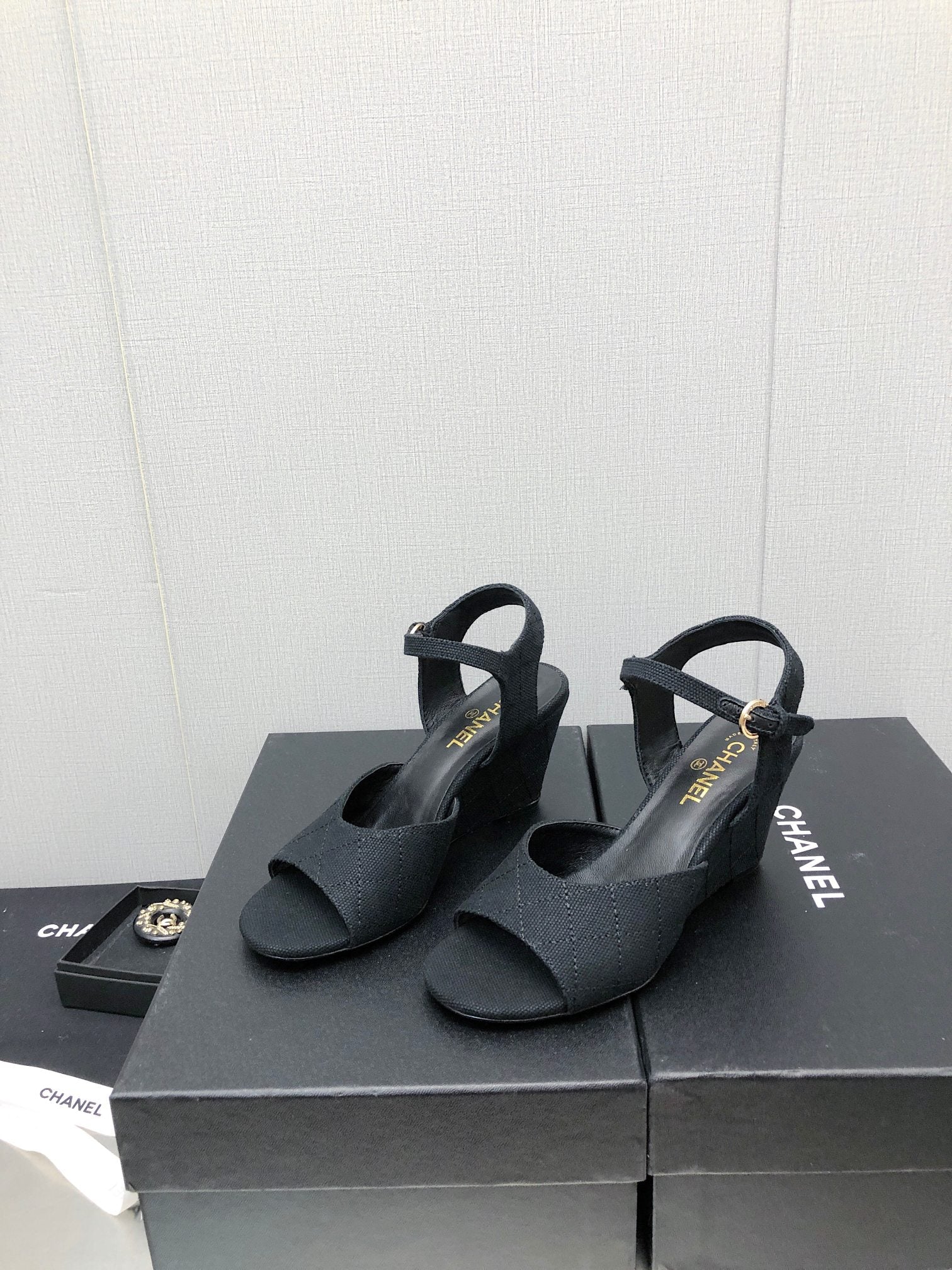 Luxury Shoes Sandals - CHL - 271