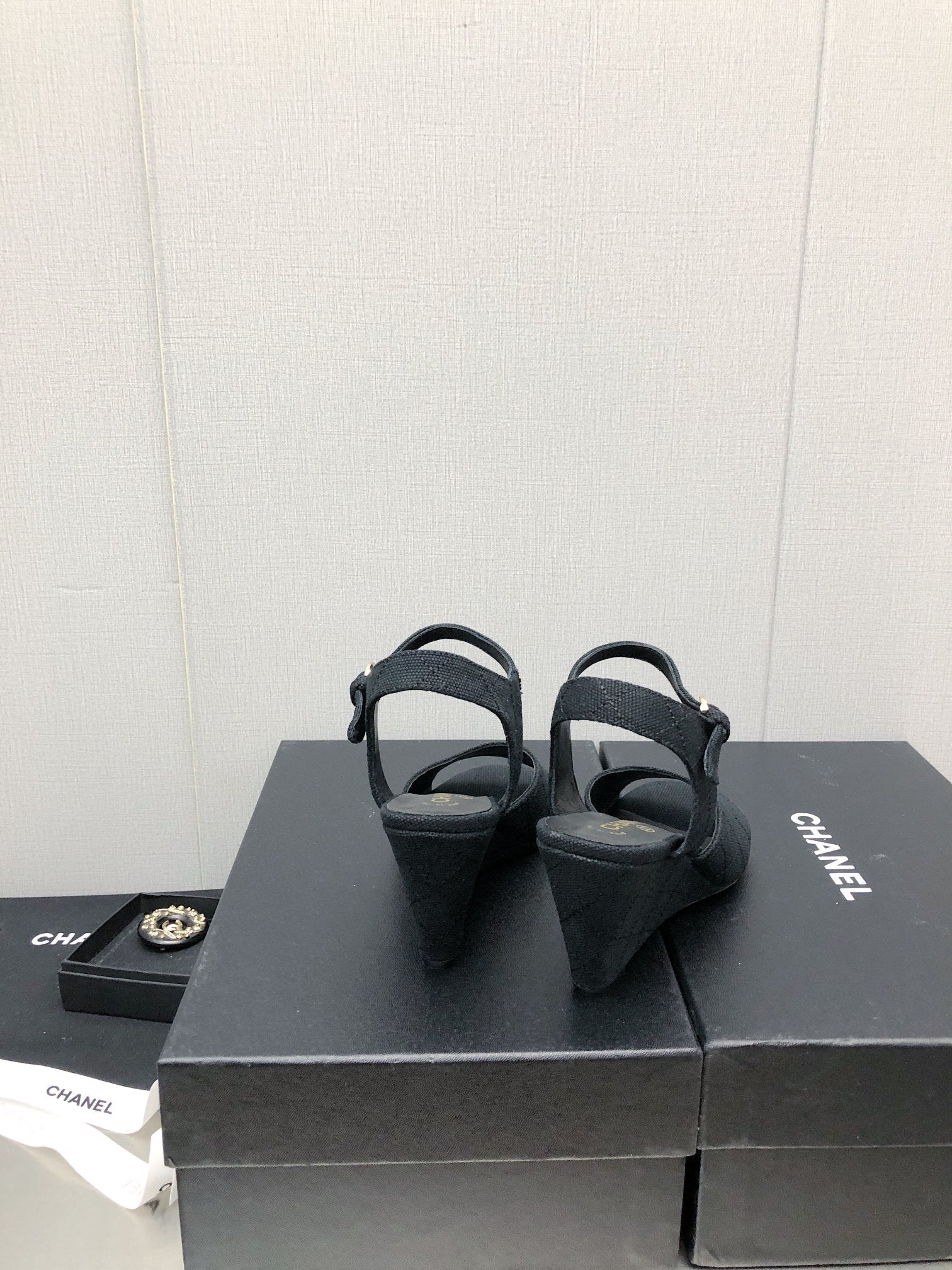 Luxury Shoes Sandals - CHL - 271