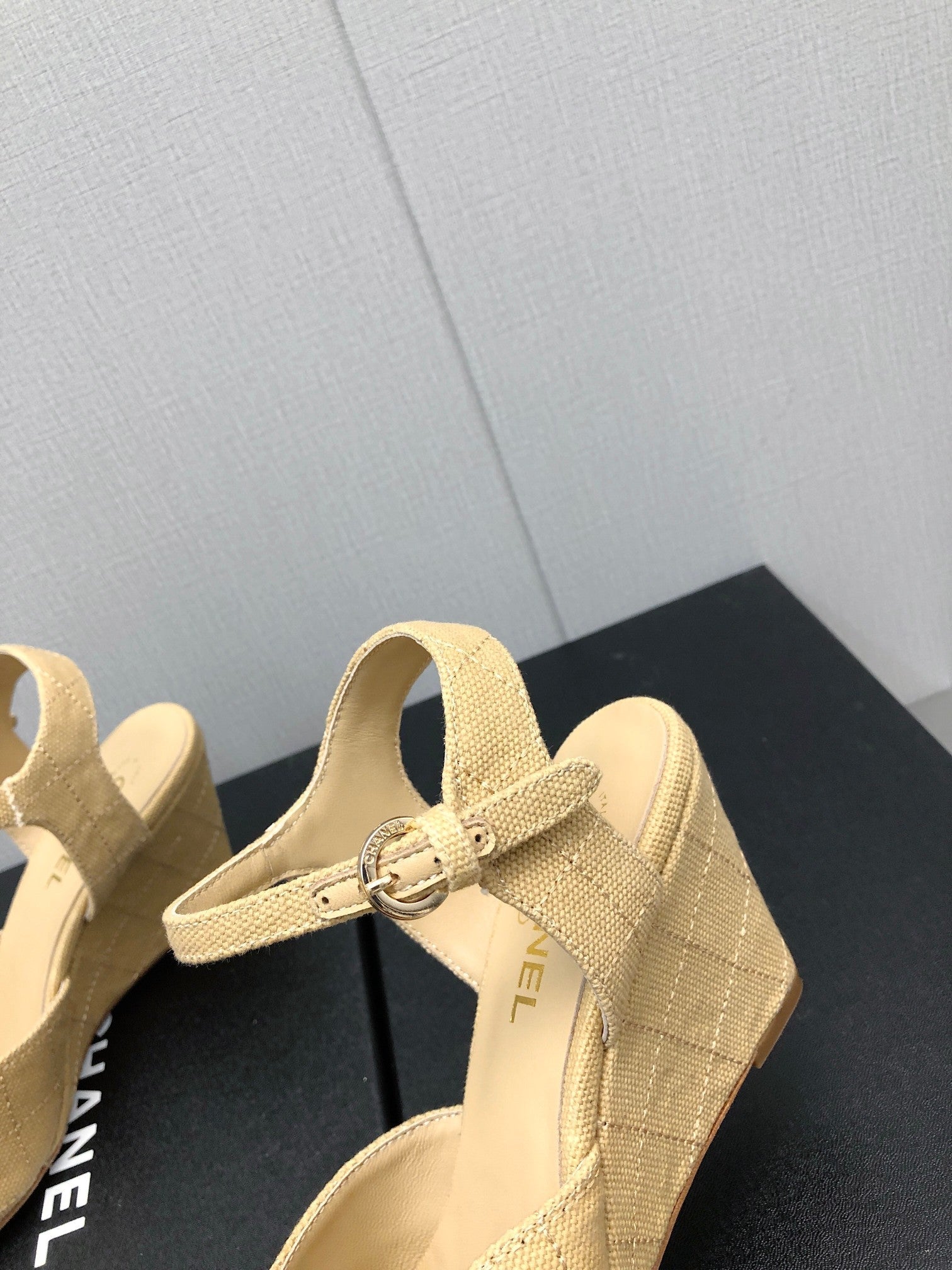 Luxury Shoes Sandals - CHL - 268