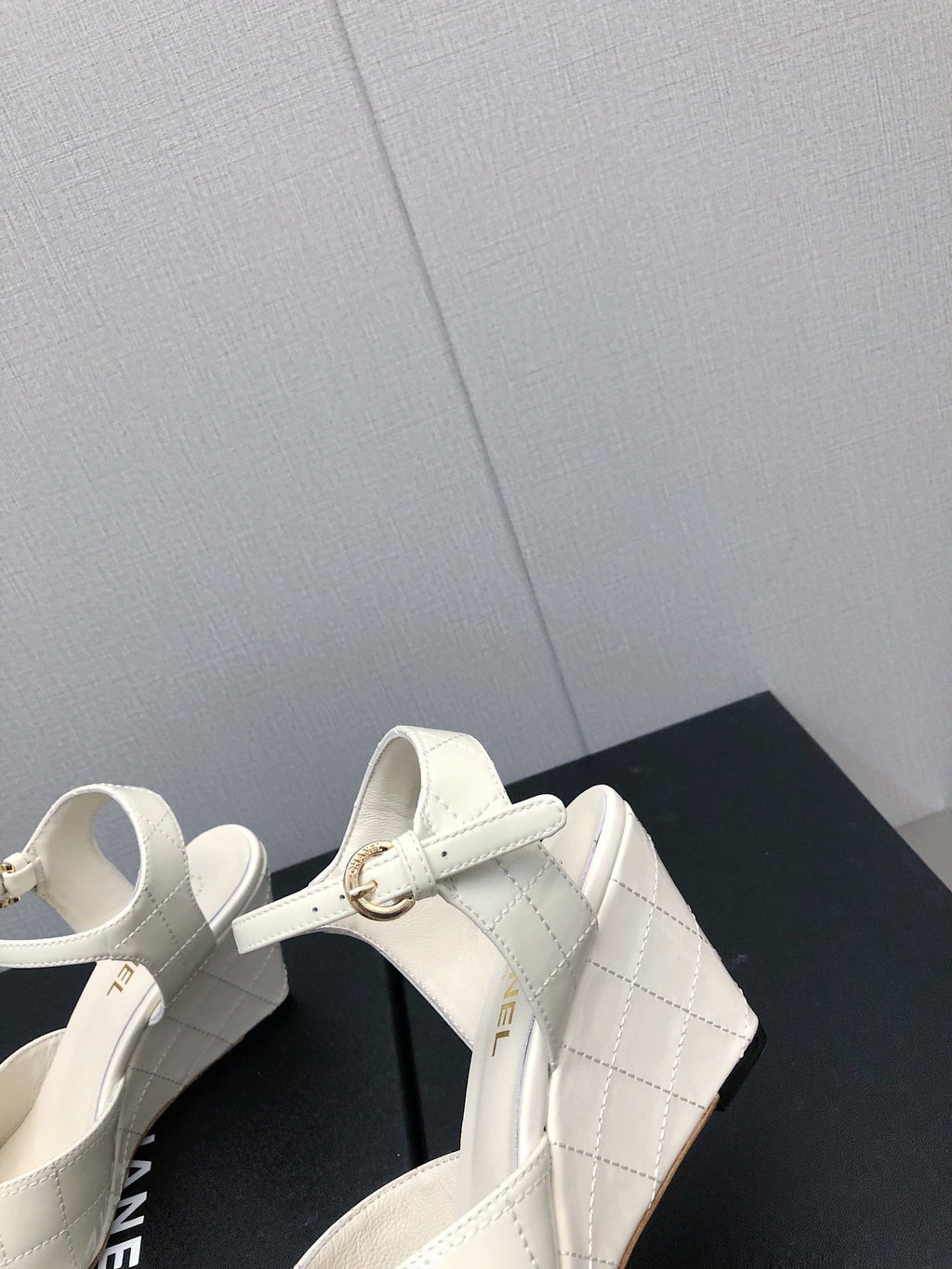 Luxury Shoes Sandals - CHL - 275