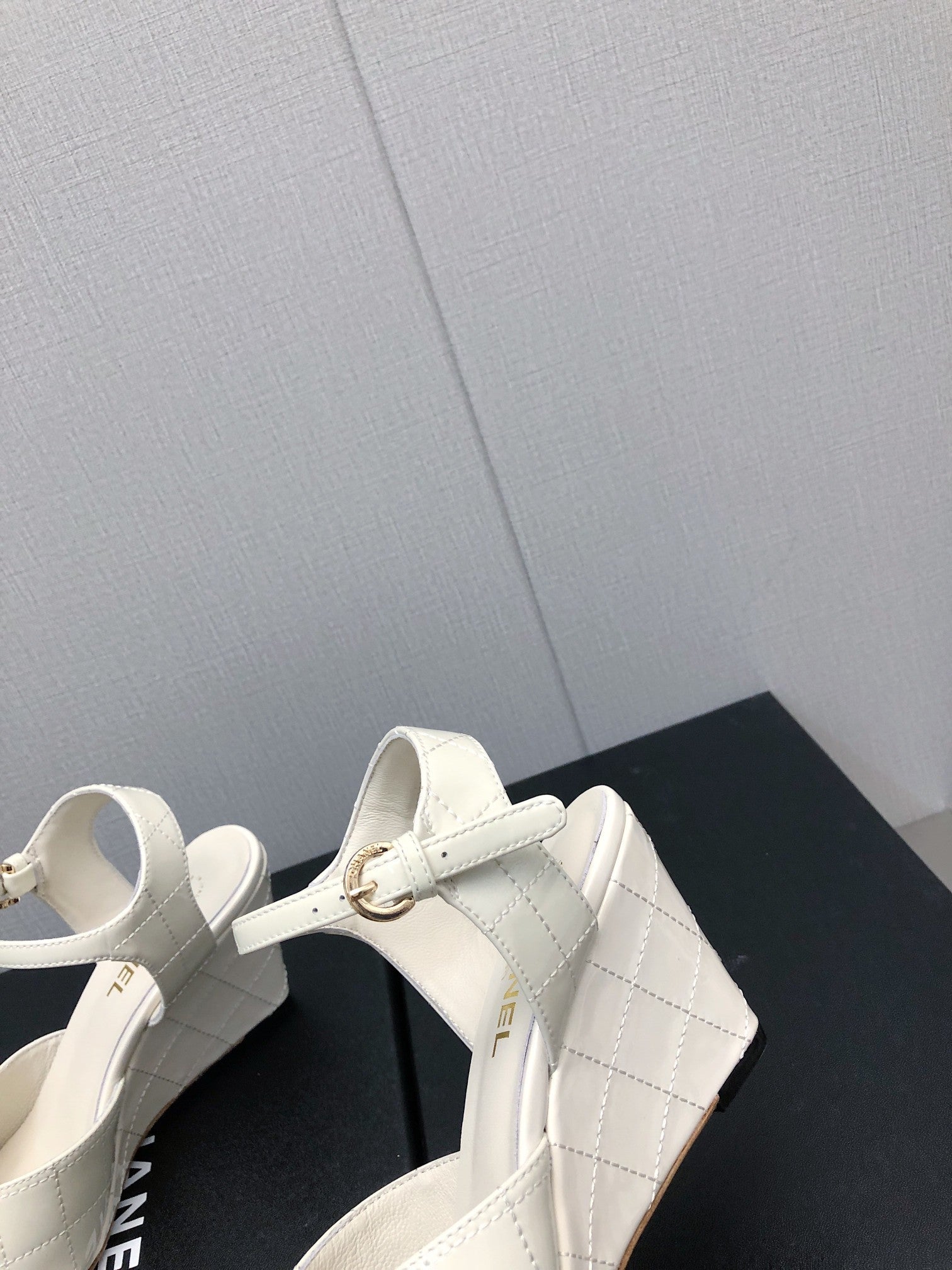 Luxury Shoes Sandals - CHL - 275