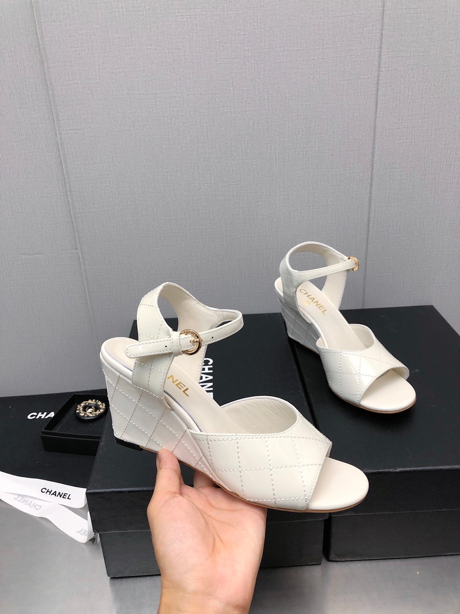 Luxury Shoes Sandals - CHL - 275