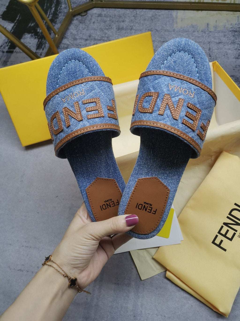 Luxury Shoes - FED - 021