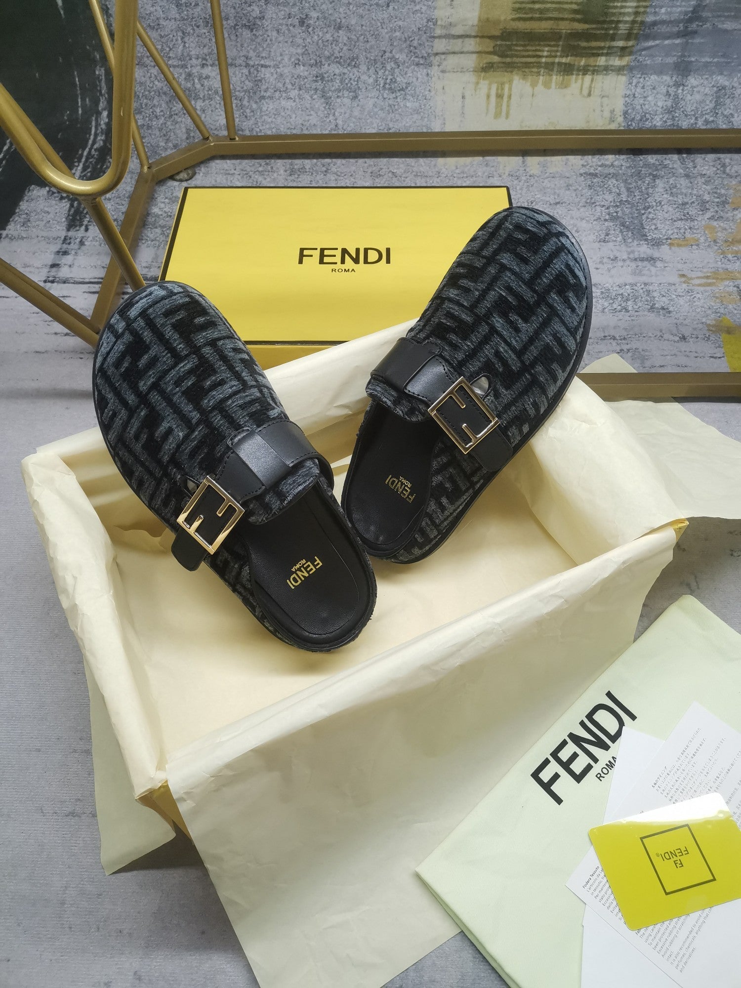 Luxury Shoes - FED - 017