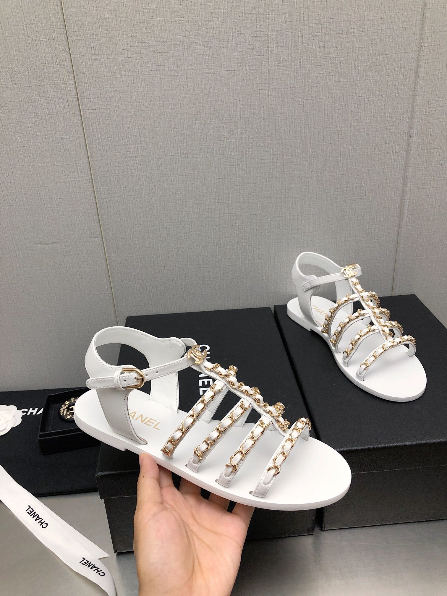 Luxury Shoes Sandals - CHL - 016