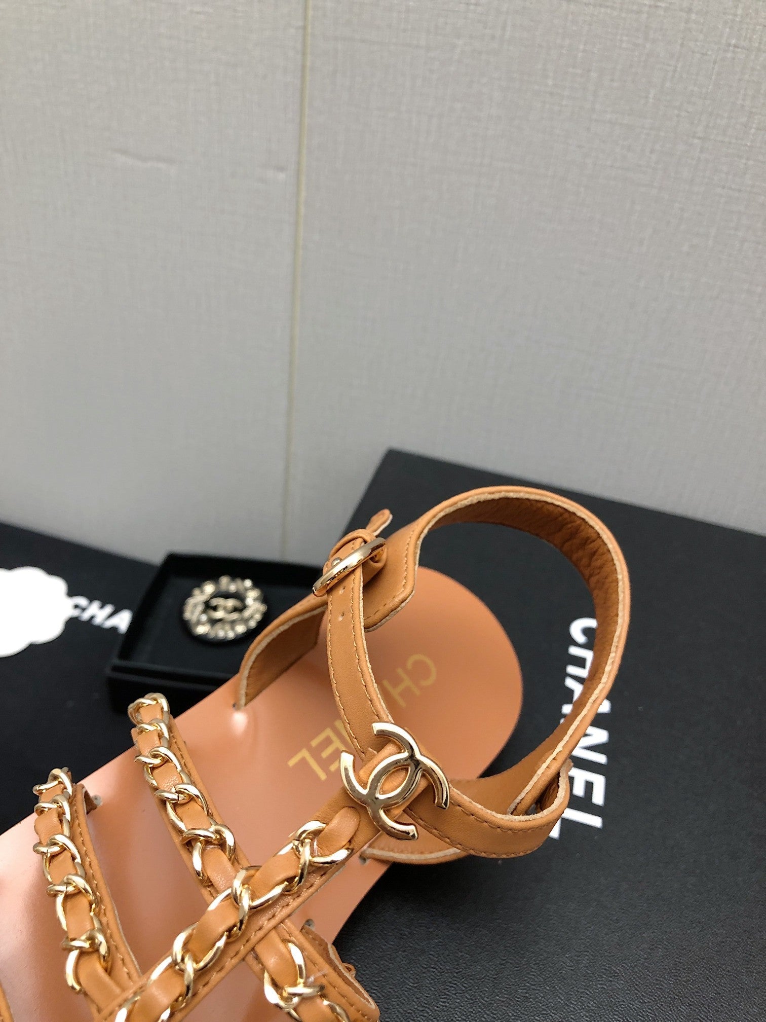 Luxury Shoes Sandals - CHL - 018