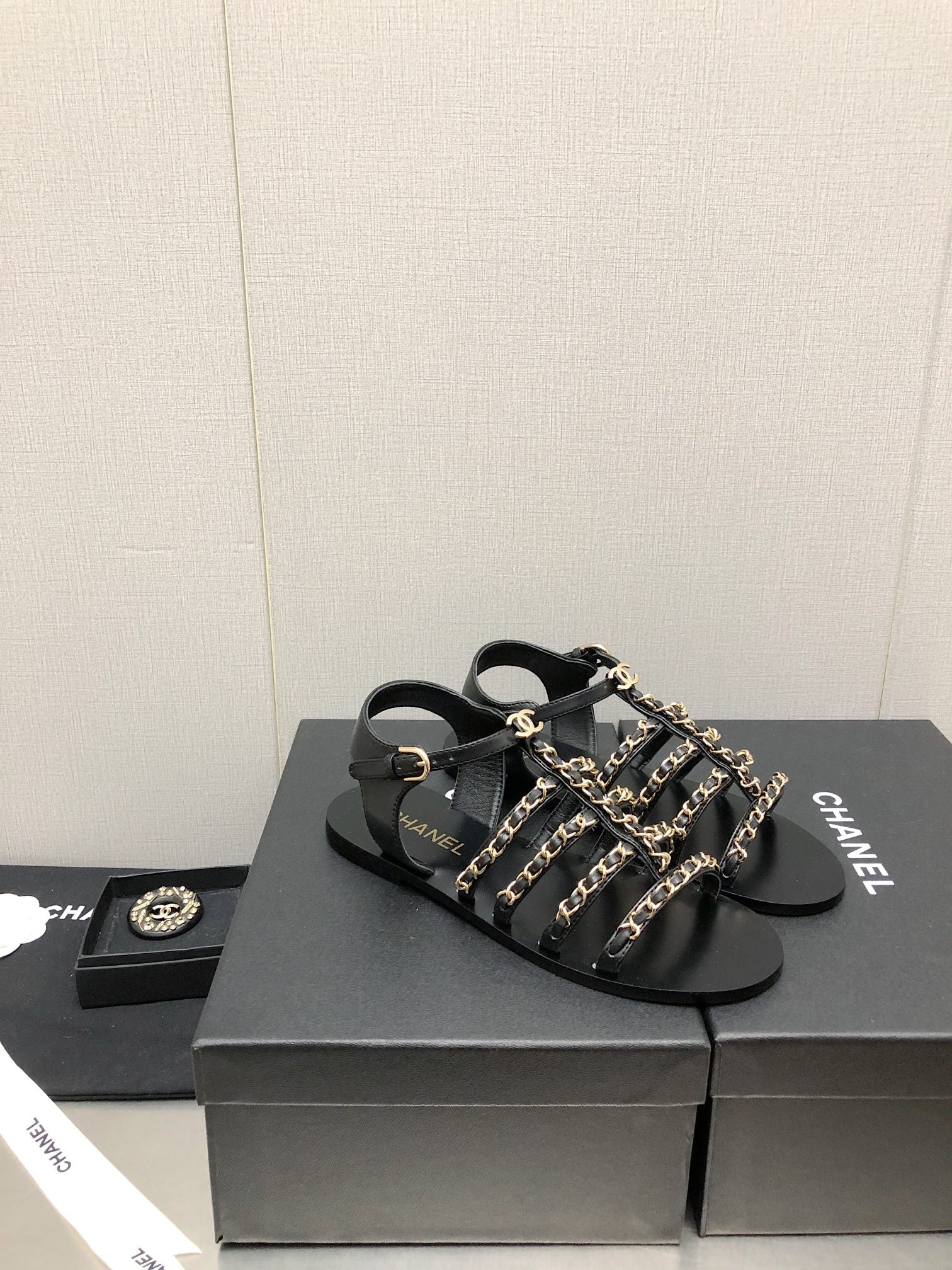 Luxury Shoes Sandals - CHL - 019